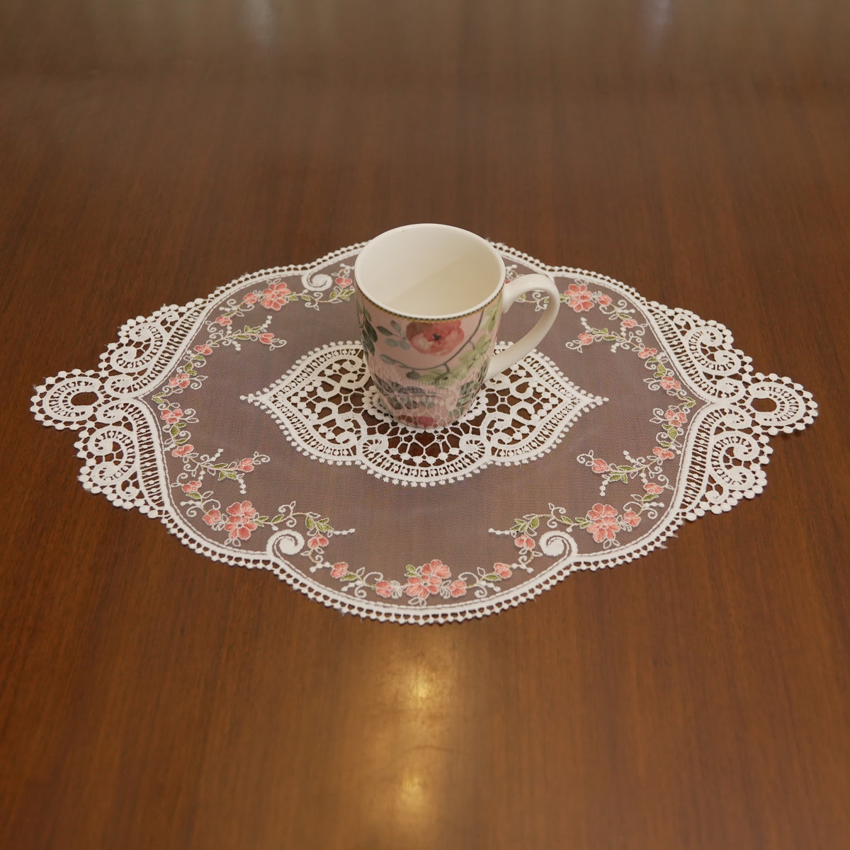 White Lace & Pink Floral Vine Sheer Oval Table Mat (Set of 2)