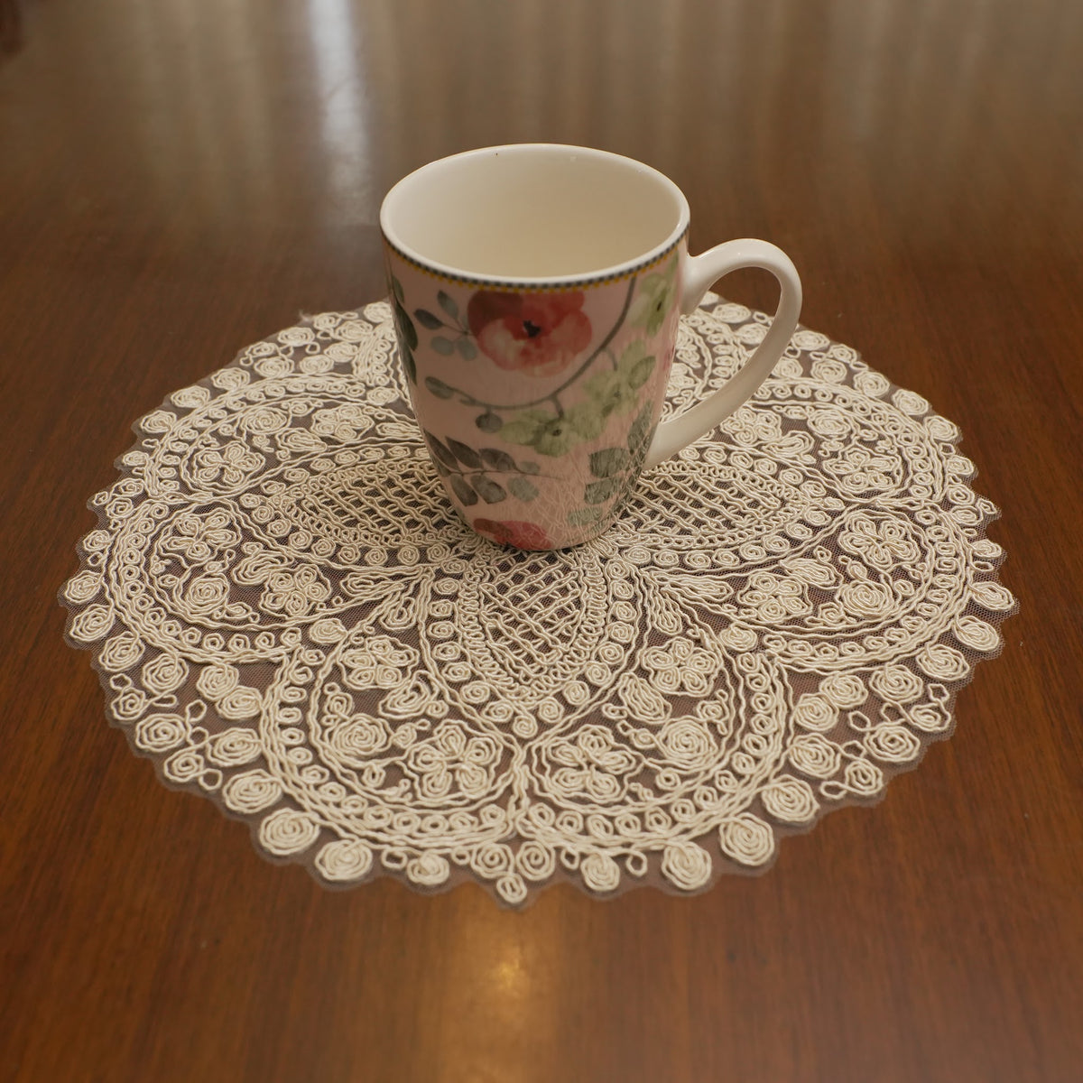 Cream Floral Lattice Crochet Lace Round Table Mat (Set of 2)