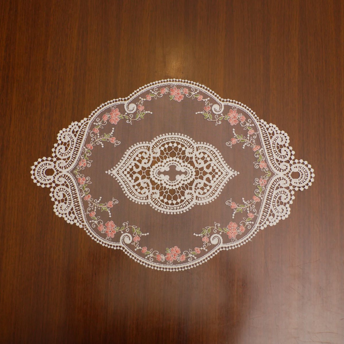 White Lace & Pink Floral Vine Sheer Oval Table Mat (Set of 2)