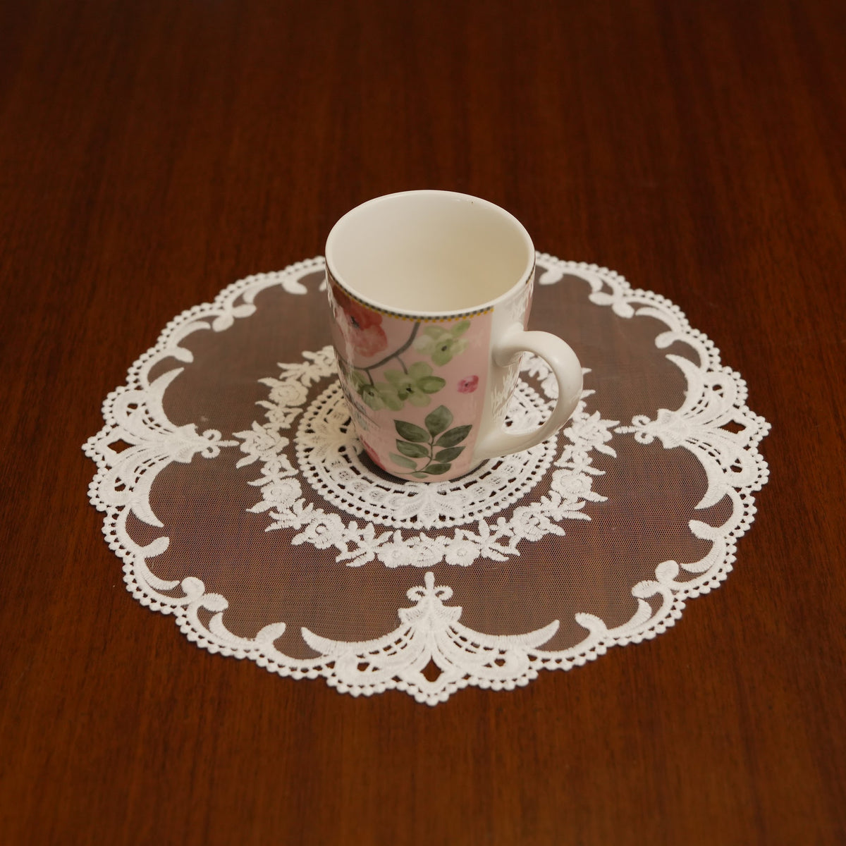 White Lace Rose Centre Small Round Table Mat (Set of 2)