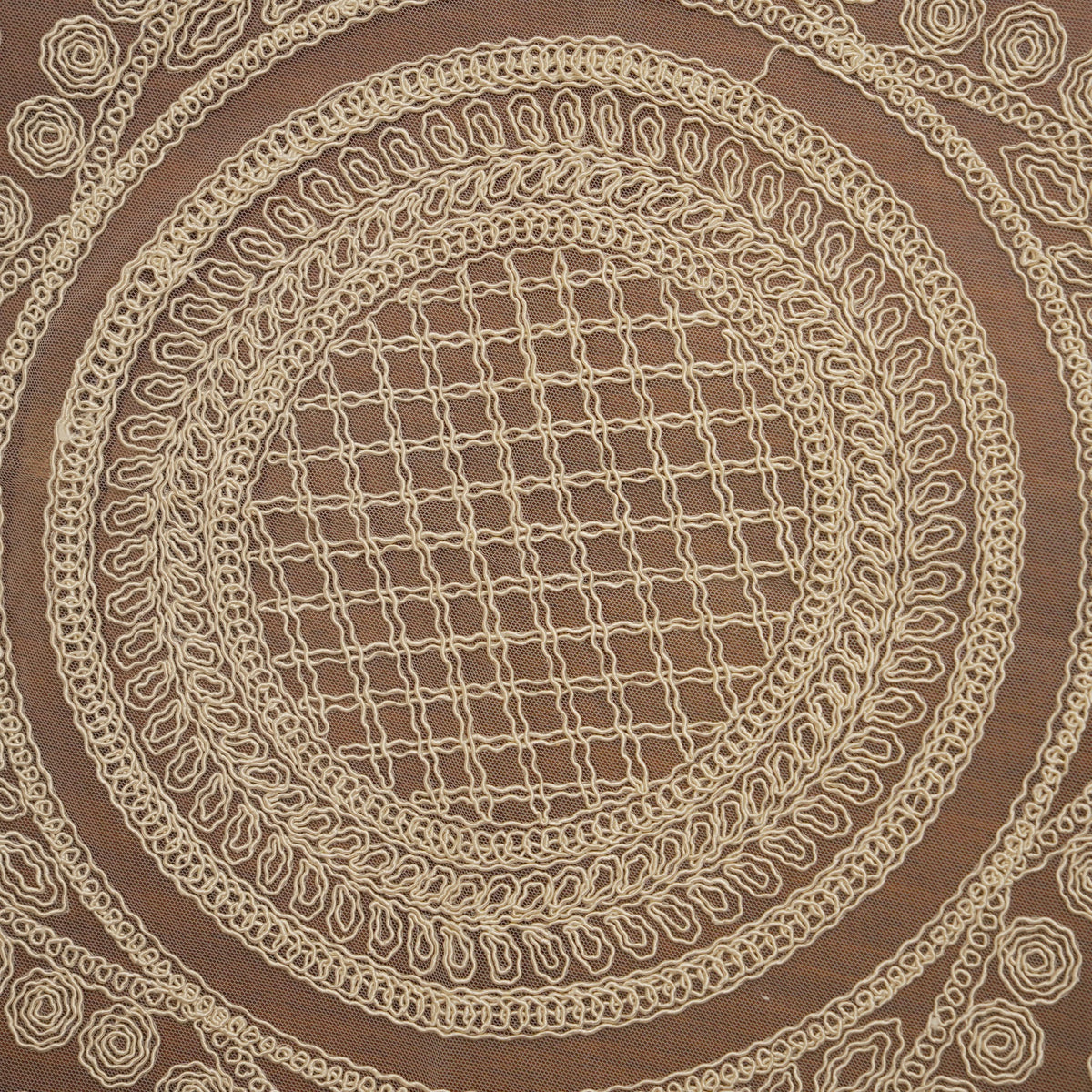 Beige Lattice Rose Ring Lace XL Round Table Mat (Single)