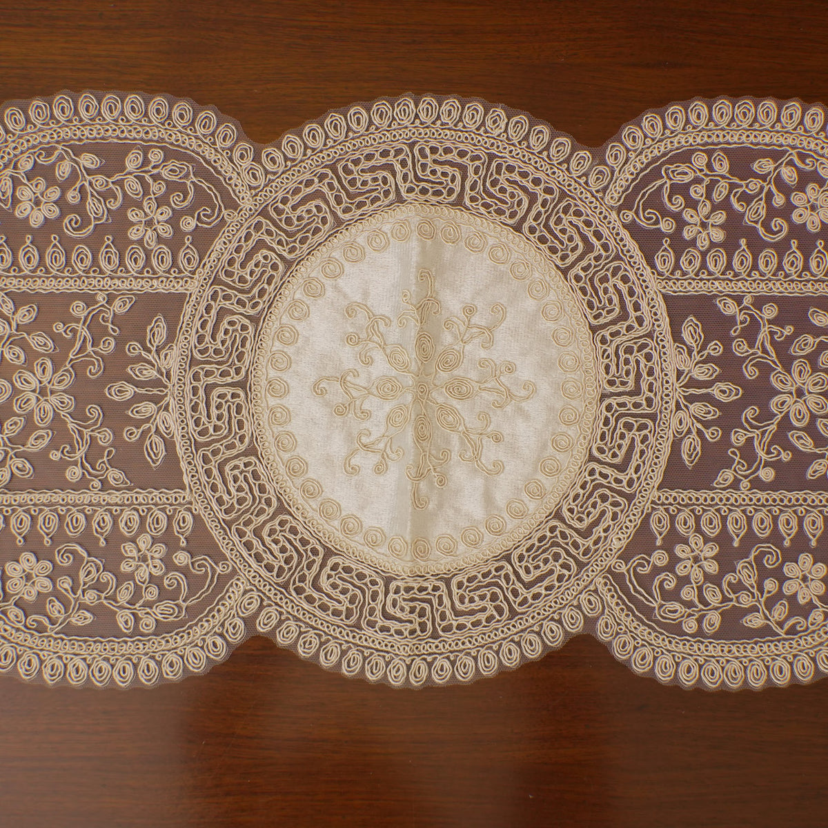 Ivory Greek Key Medallion Lace Table Runner (Long)