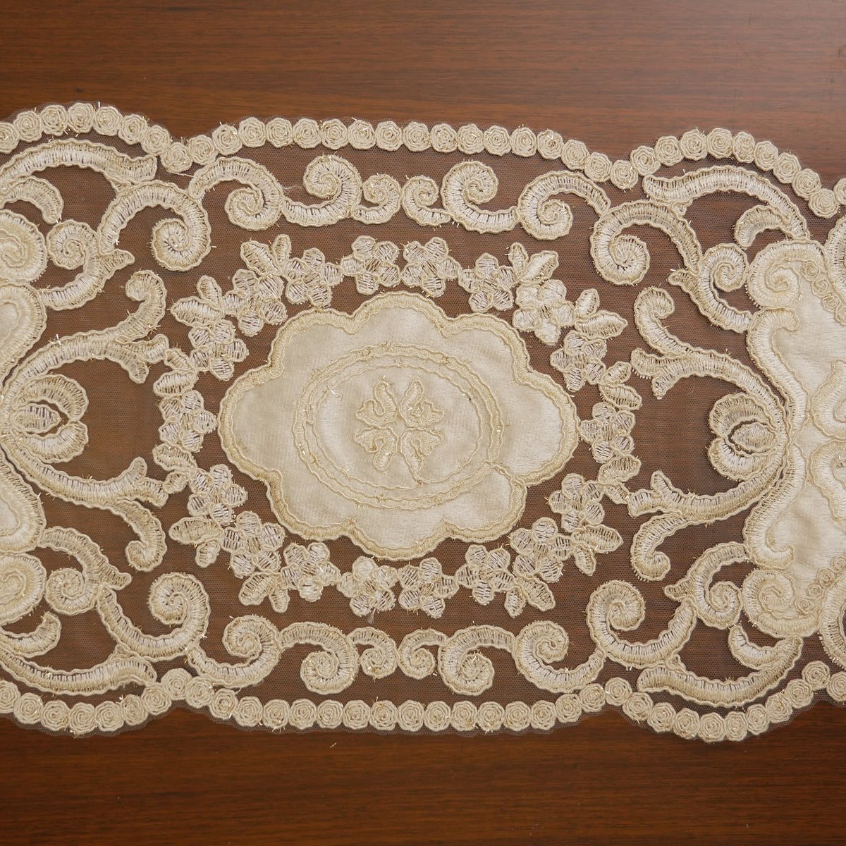 Ivory Satin Scroll Lace Table Runner (Small)
