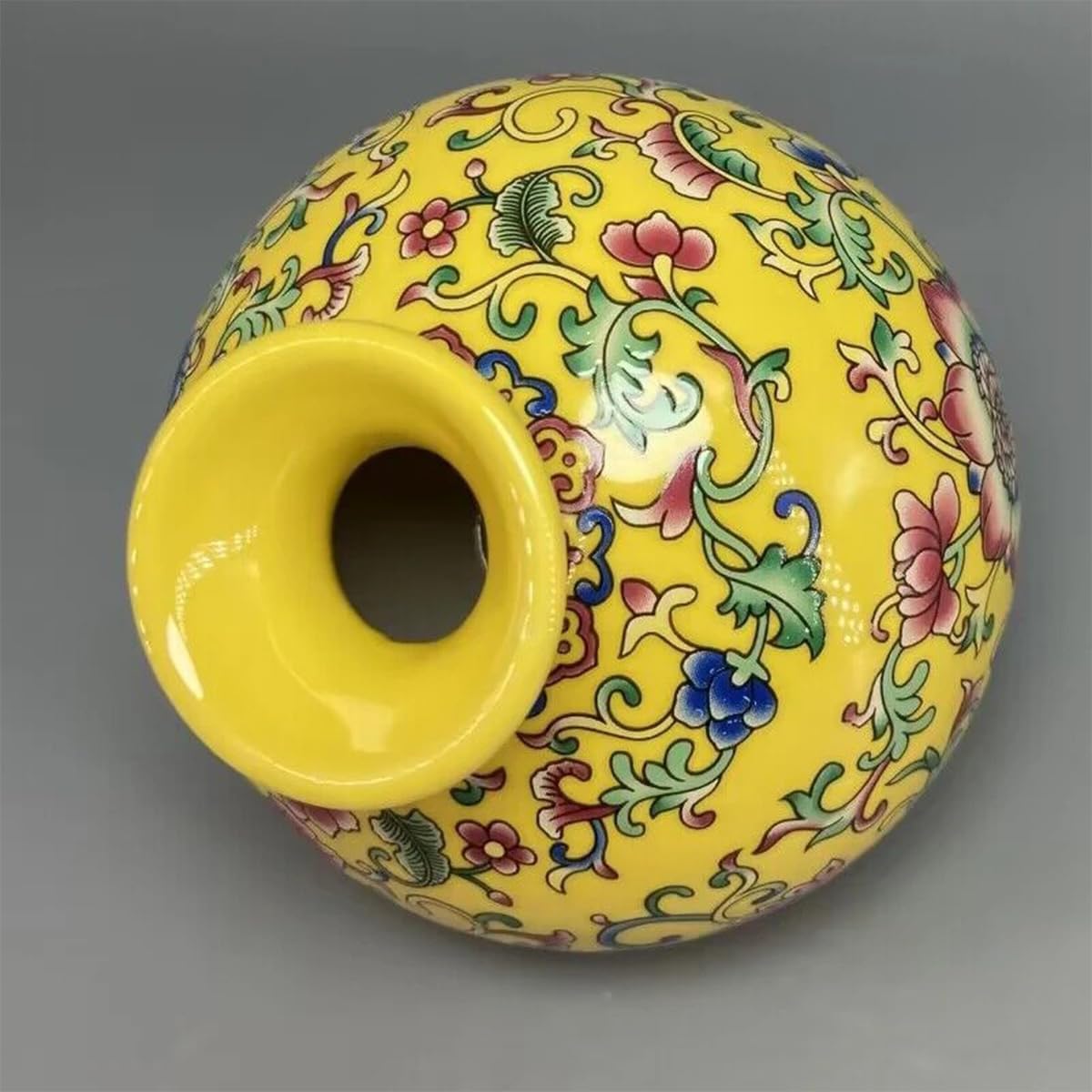 Imperial Elegance : Yellow Decorative vase (Small)