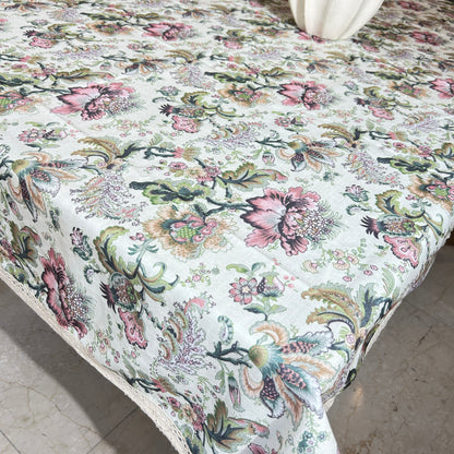 Vintage Bloom Lace-Trimmed Table Cover
