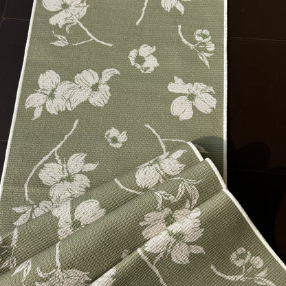 Green-Coloured Table Runner with Subtle Floral Pattern (6 seater)