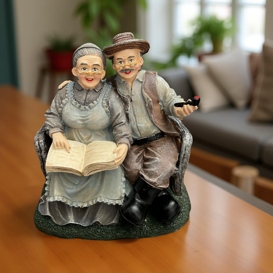 Elderly Couple Figurine – Vintage Resin Statue of Grandpa and Grandma Reading Together