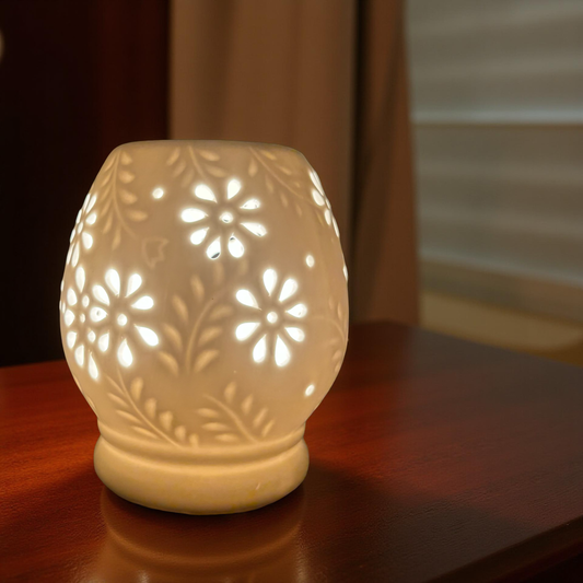 Elegant Ceramic Flower Cut Design Oil Diffuser Lamp