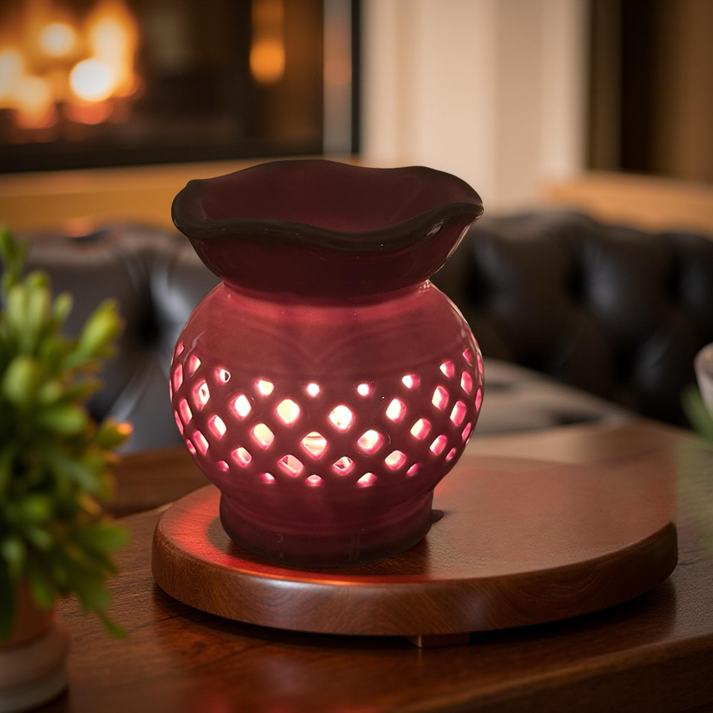 Elegant Ceramic Flower Cut Design Oil Diffuser Lamp