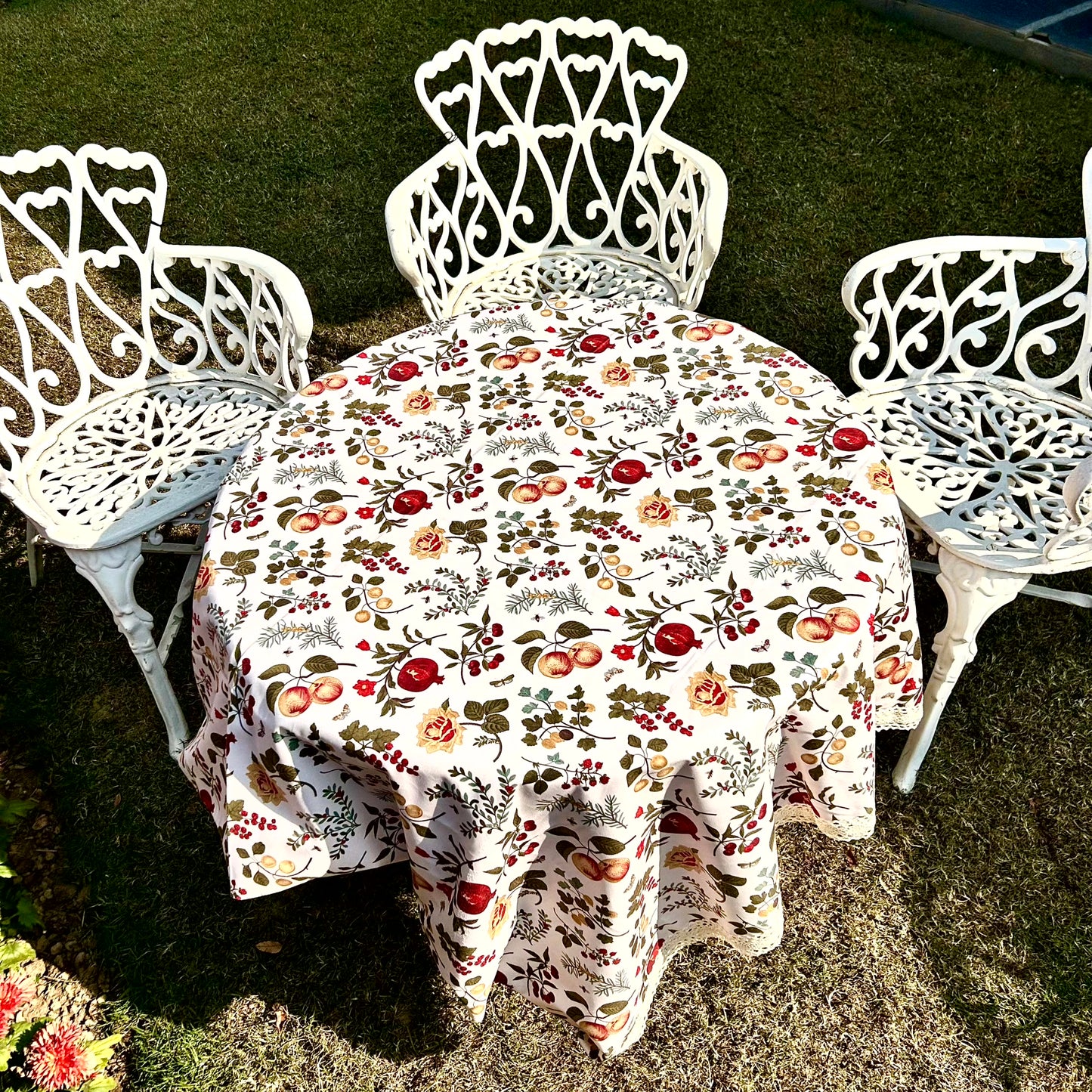 Fruit & Floral Charm Table Linen ( 6 seater rectangle)