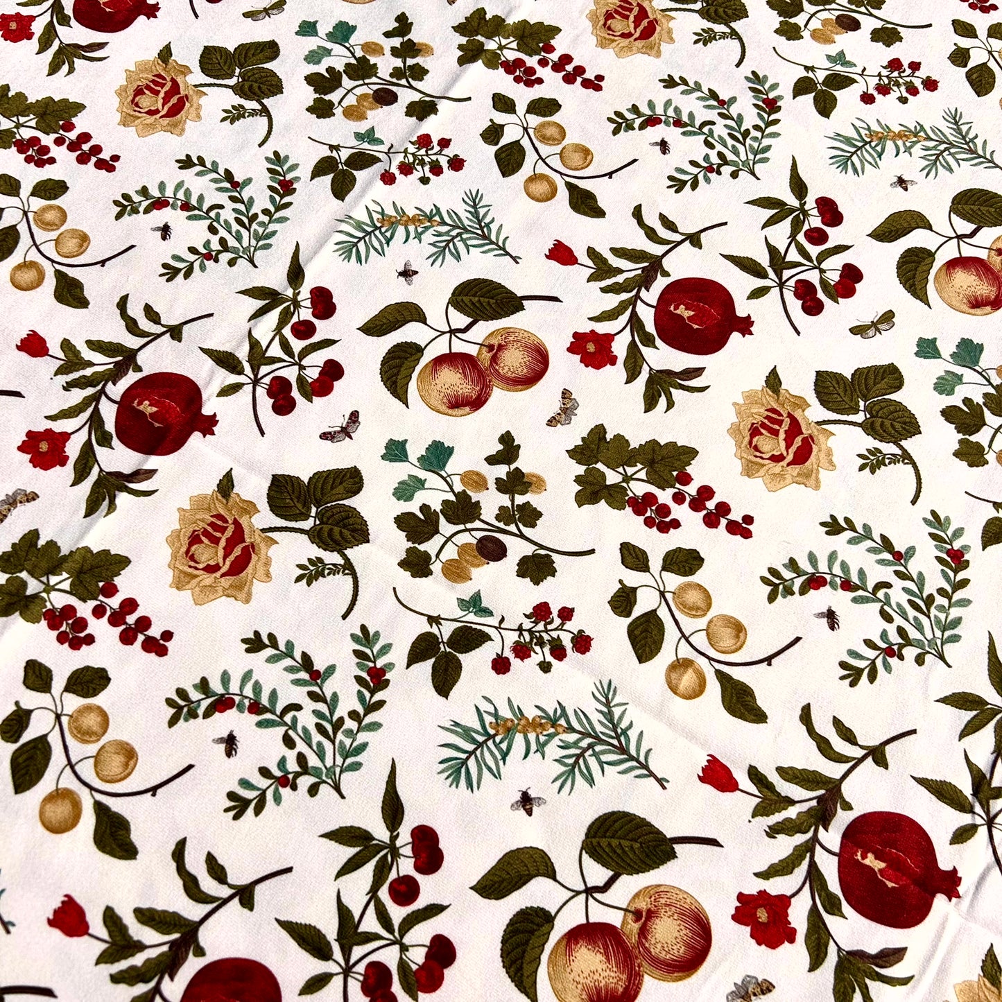 Fruit & Floral Charm Table Linen ( 6 seater rectangle)