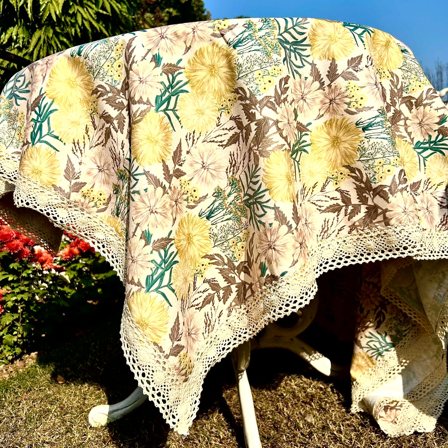 Vintage Bloom Covers Linen (6 seater rectangle)