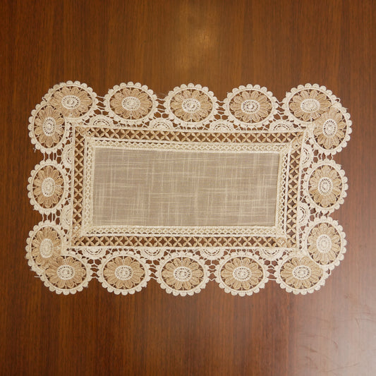 Vintage Floral Lace Table Mat (Set of 2)