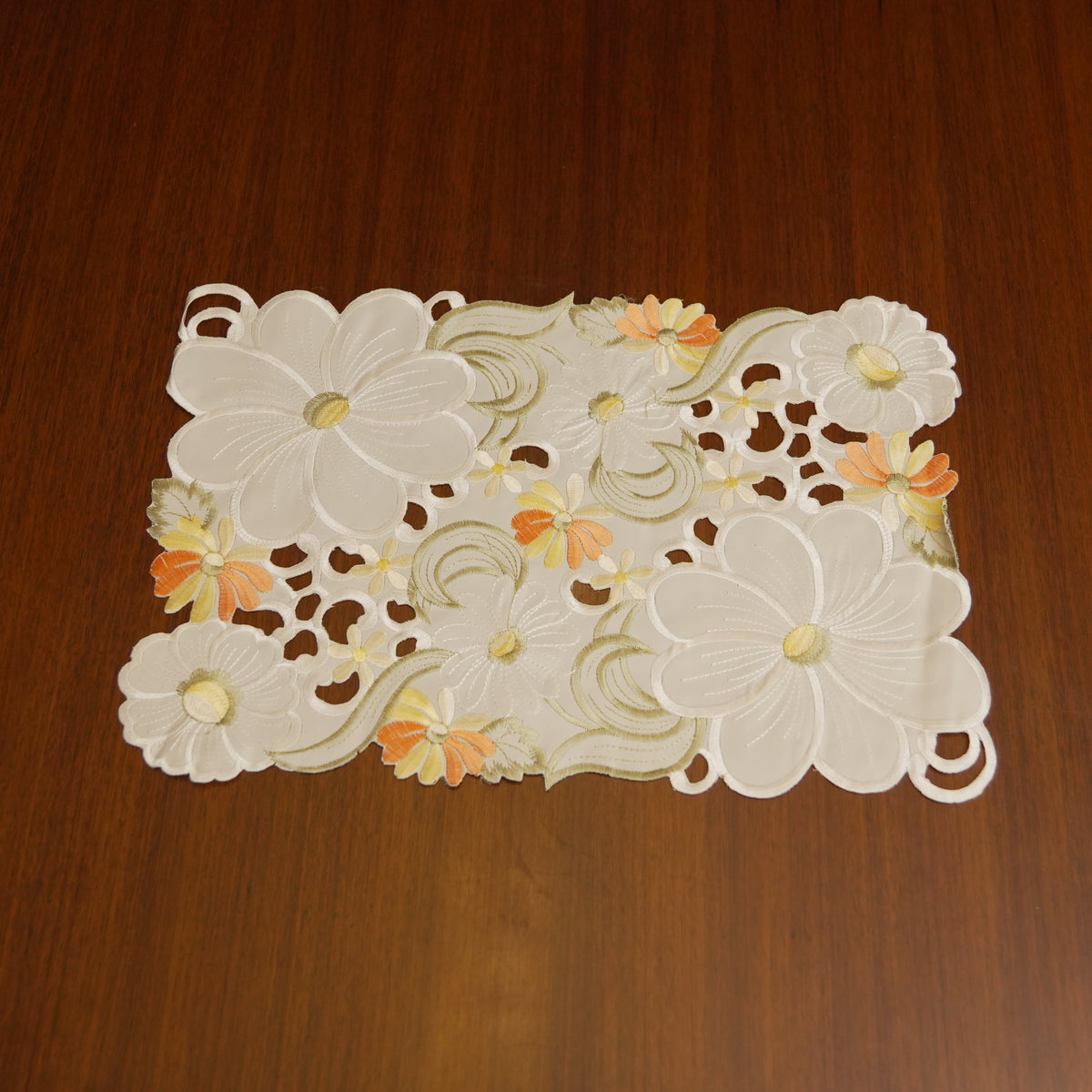 Floral Embroidered Cutwork Table Mat (Set of 2)