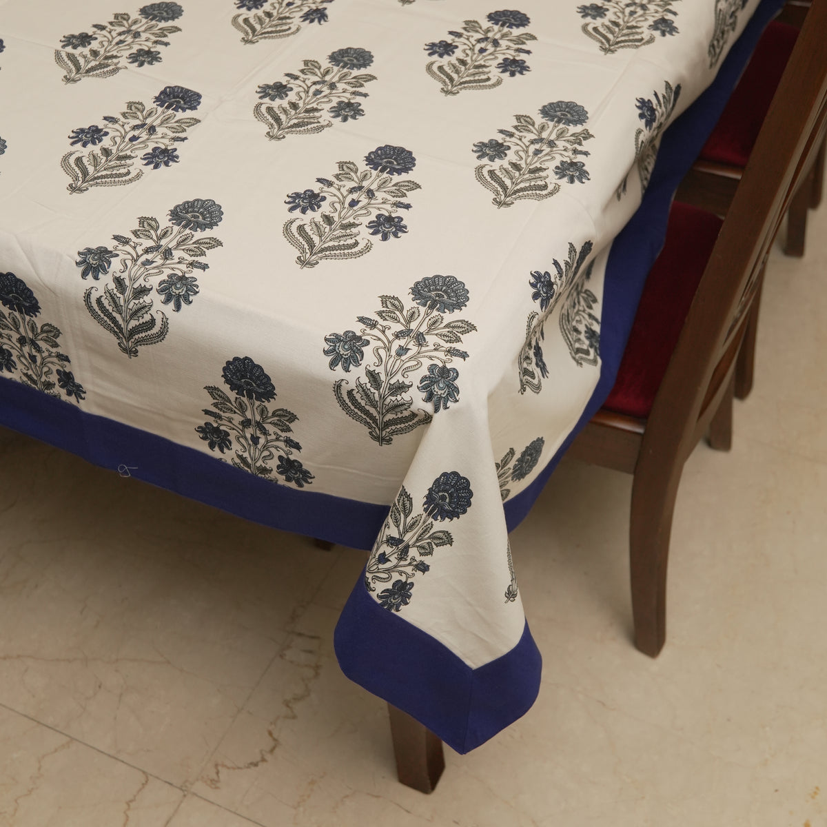 Blue Floral Printed Table Cloth (6 Seater)