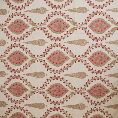Pink Floral Printed Table Cloth (6 Seater)