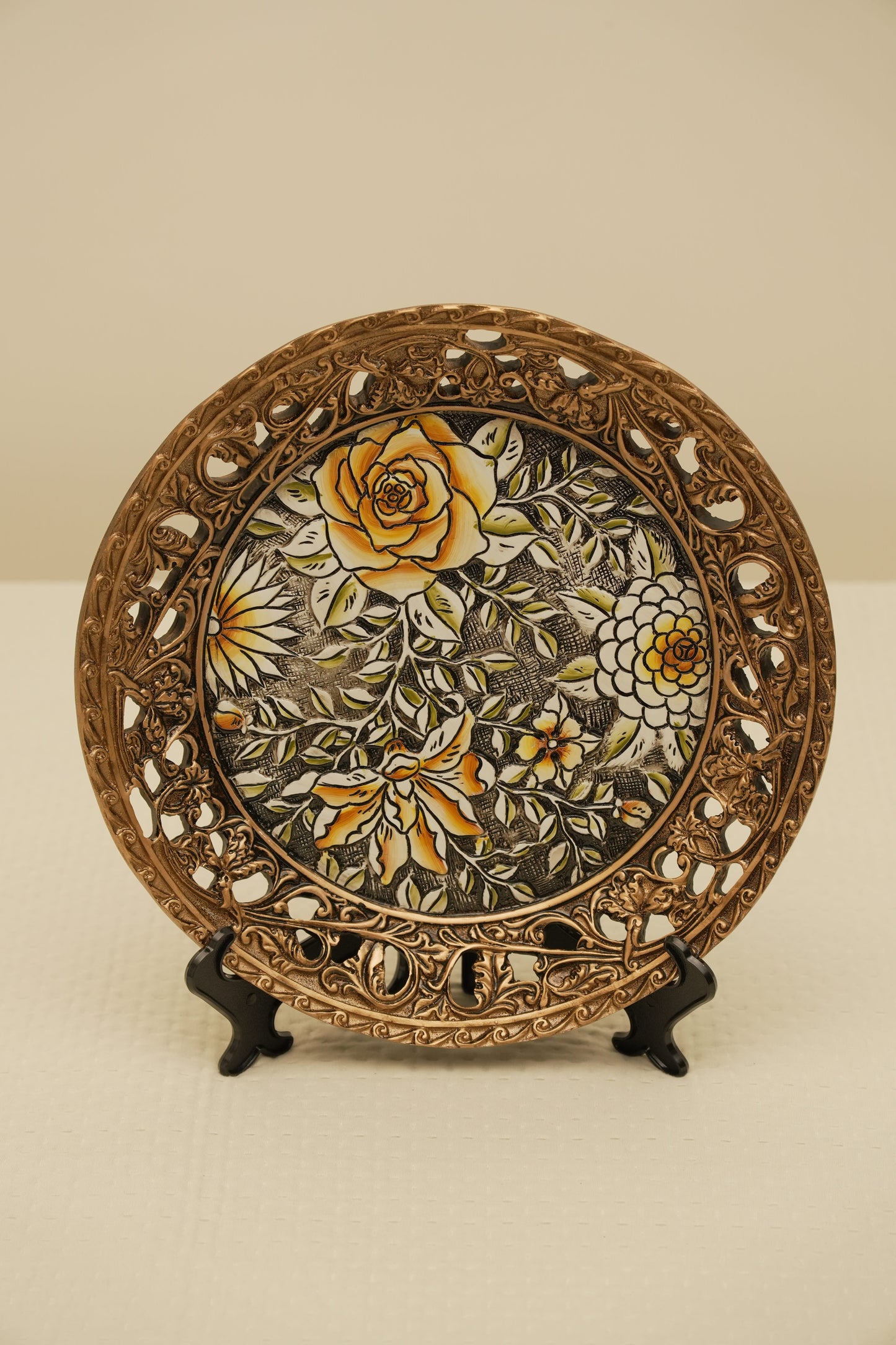 The Noir Bloom – Luxury Golden Floral Wall Plate