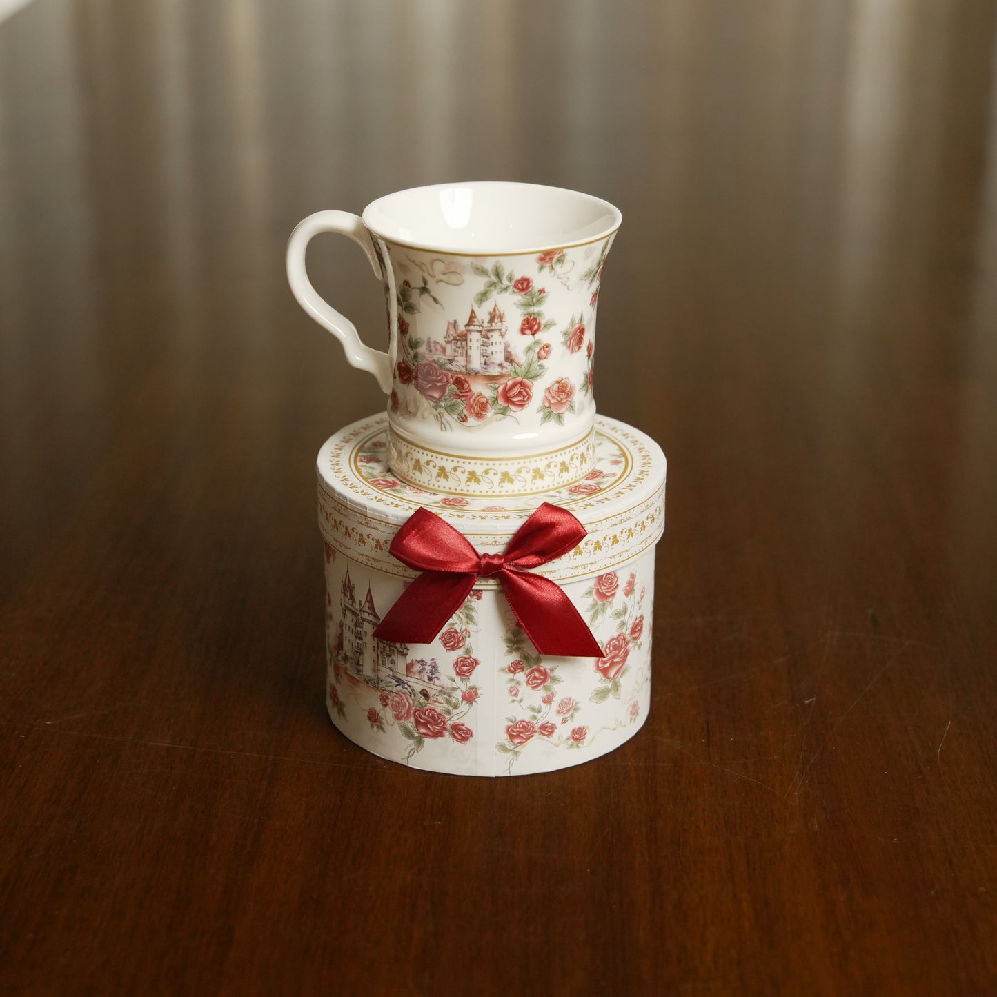 Vintage Rose Castle Ceramic Coffee Mug with Luxury Round Gift Box