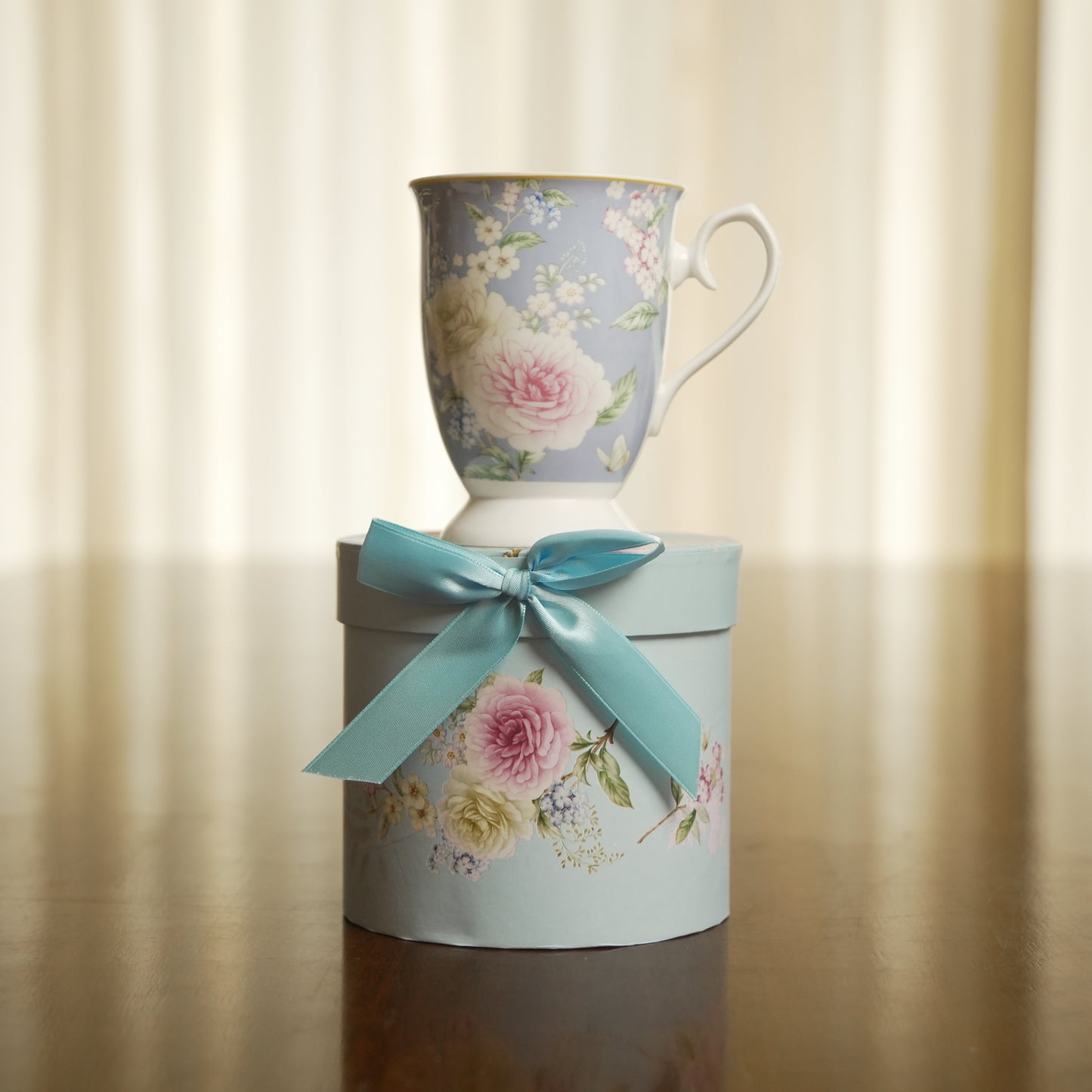 Blossom Elegance Ceramic Mug with Luxury Round Gift Box