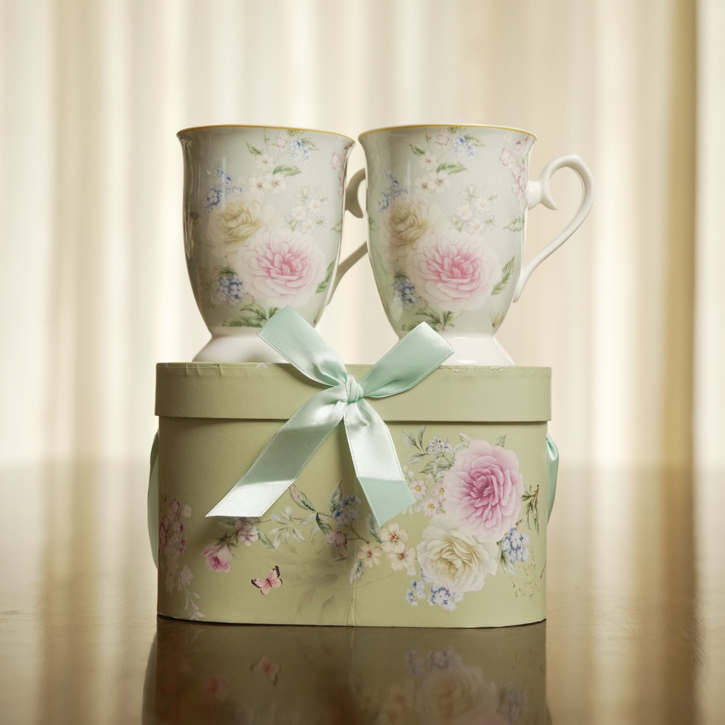 Blossom Elegance Ceramic Mug Set of 2 with Luxury Round Gift Box