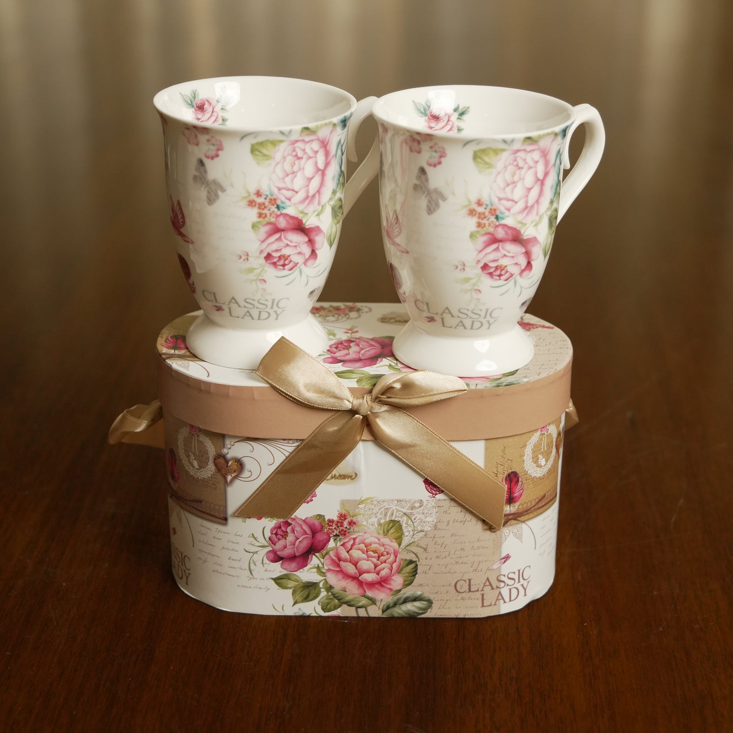 Classic Lady Floral Ceramic Mug Set of 2 with Luxury Round Gift Box