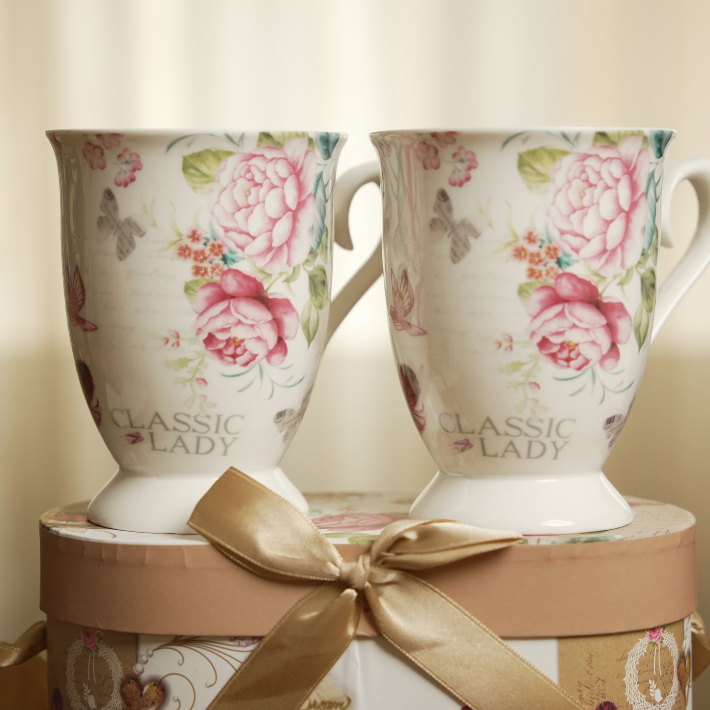 Classic Lady Floral Ceramic Mug Set of 2 with Luxury Round Gift Box