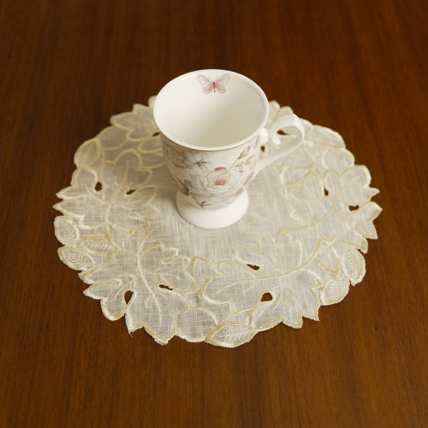 Leaf Embroidered Round Lace Table Mat – Beige (Set of 4)