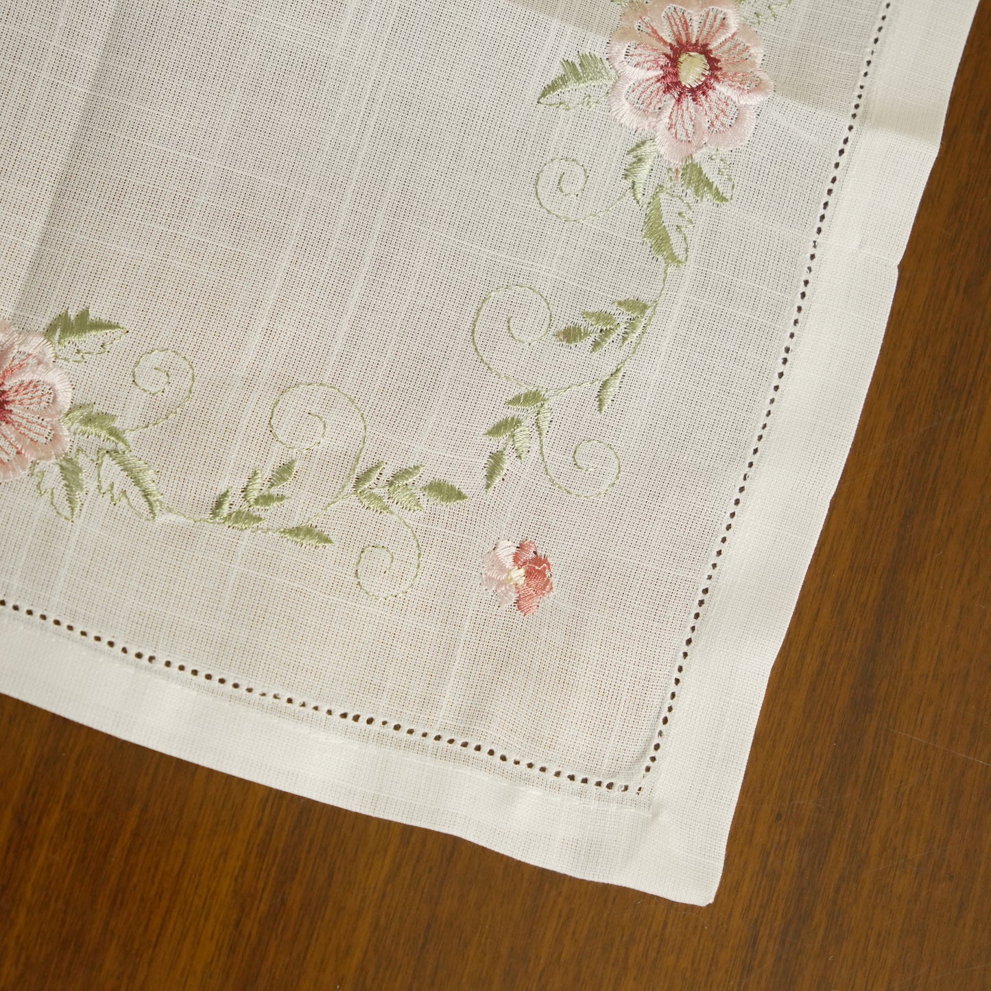 Premium Linen Embroidered Table Napkin (Set of 2)
