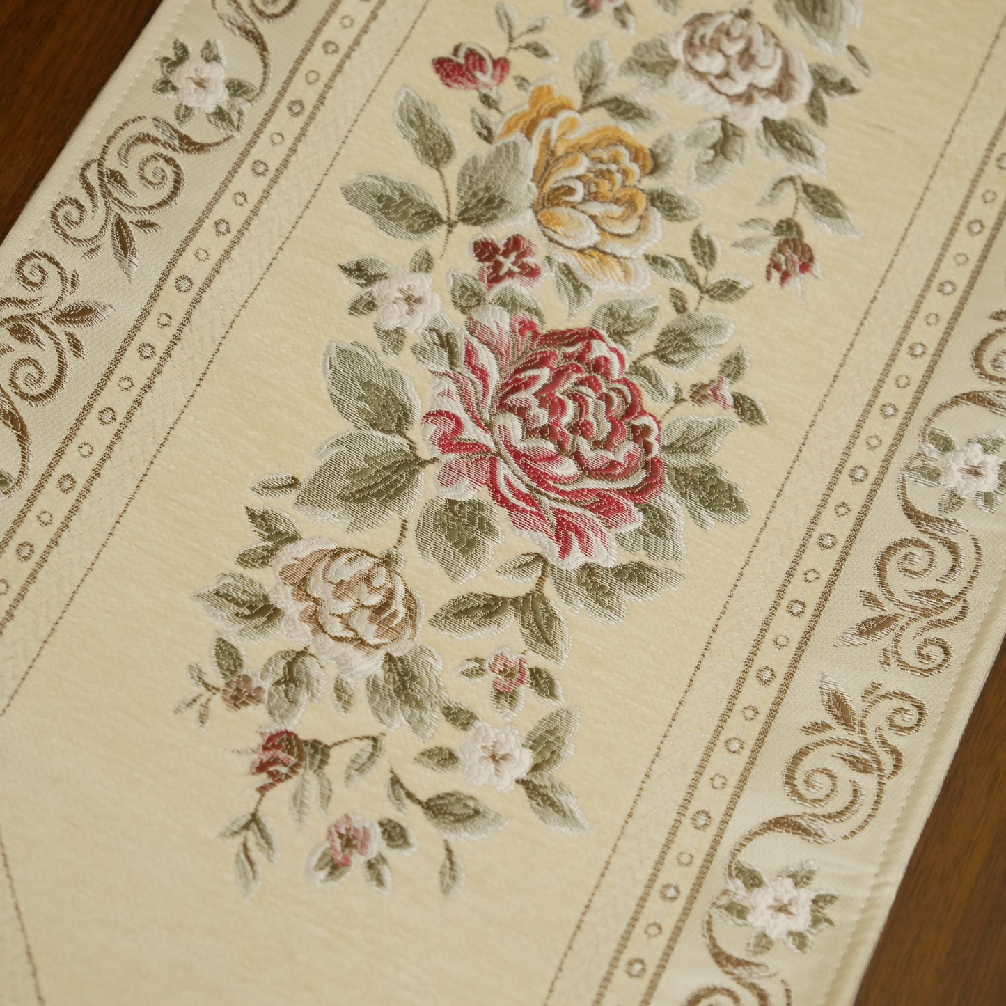 Vintage Rose Woven Dining Table Runner