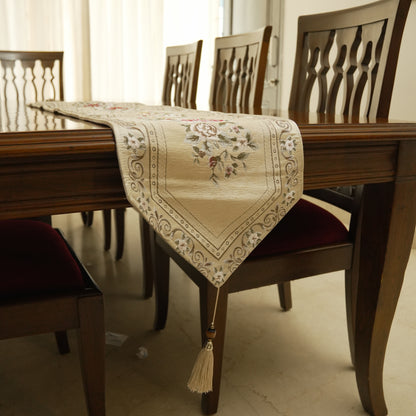 Vintage Rose Woven Dining Table Runner