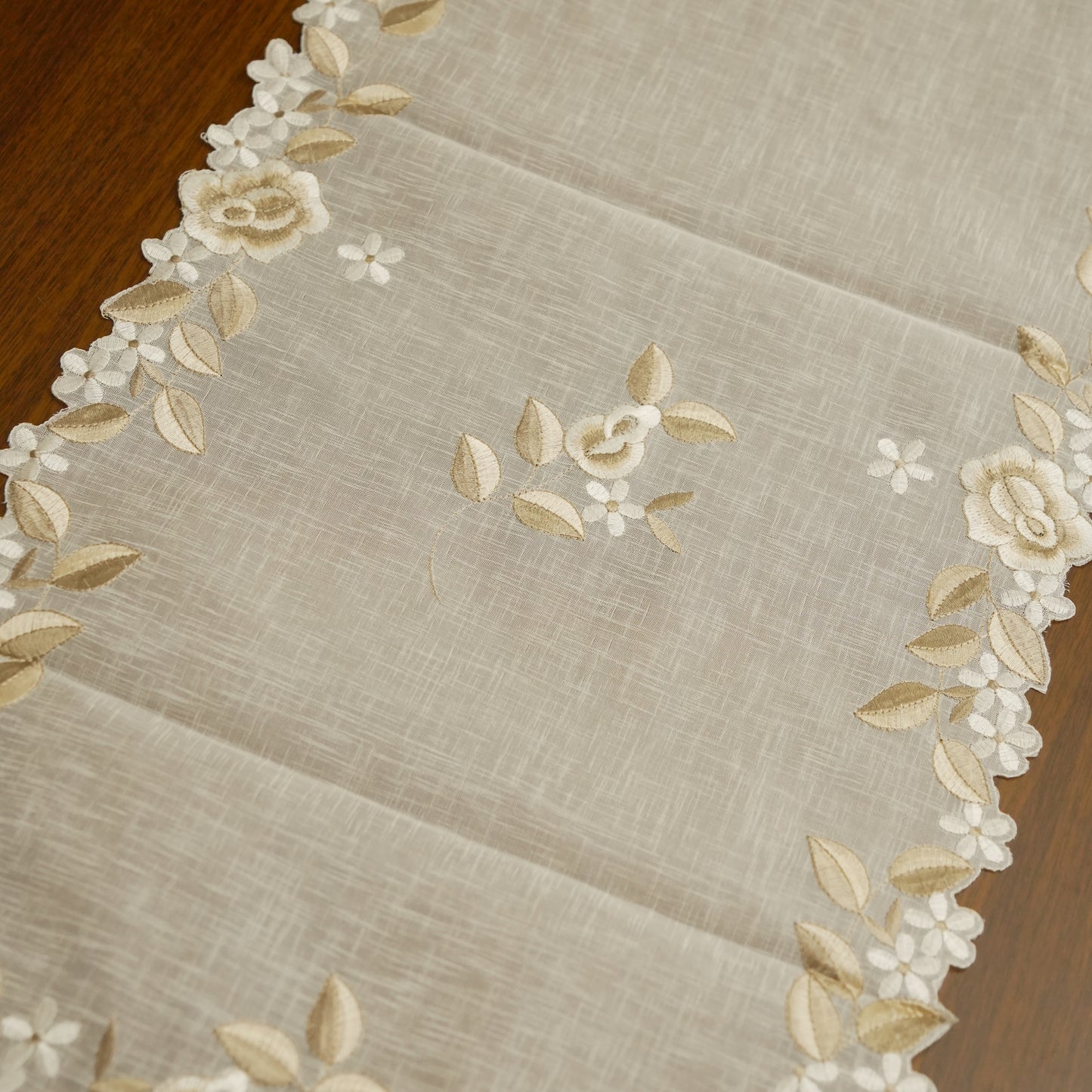 White Decorative Dining Table Runner