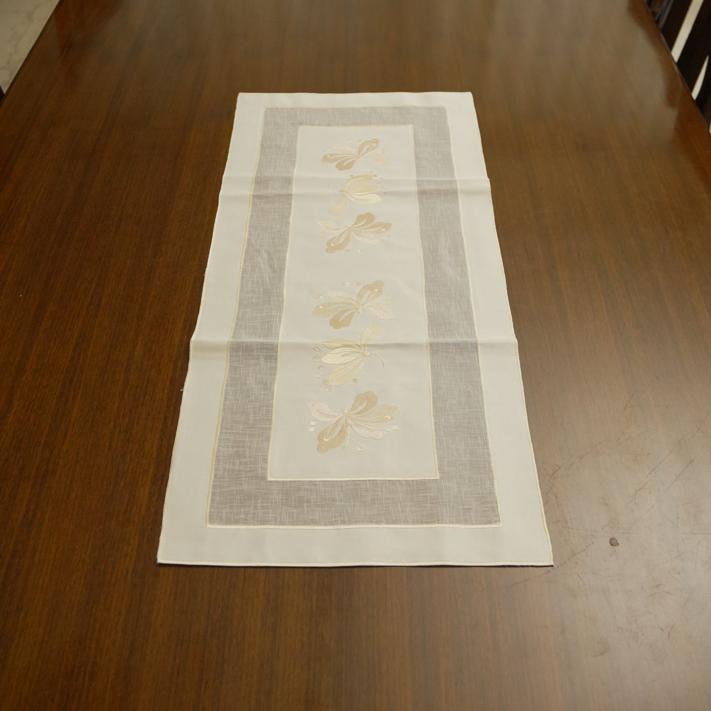 Elegant Butterfly Embroidered Short Table Runner