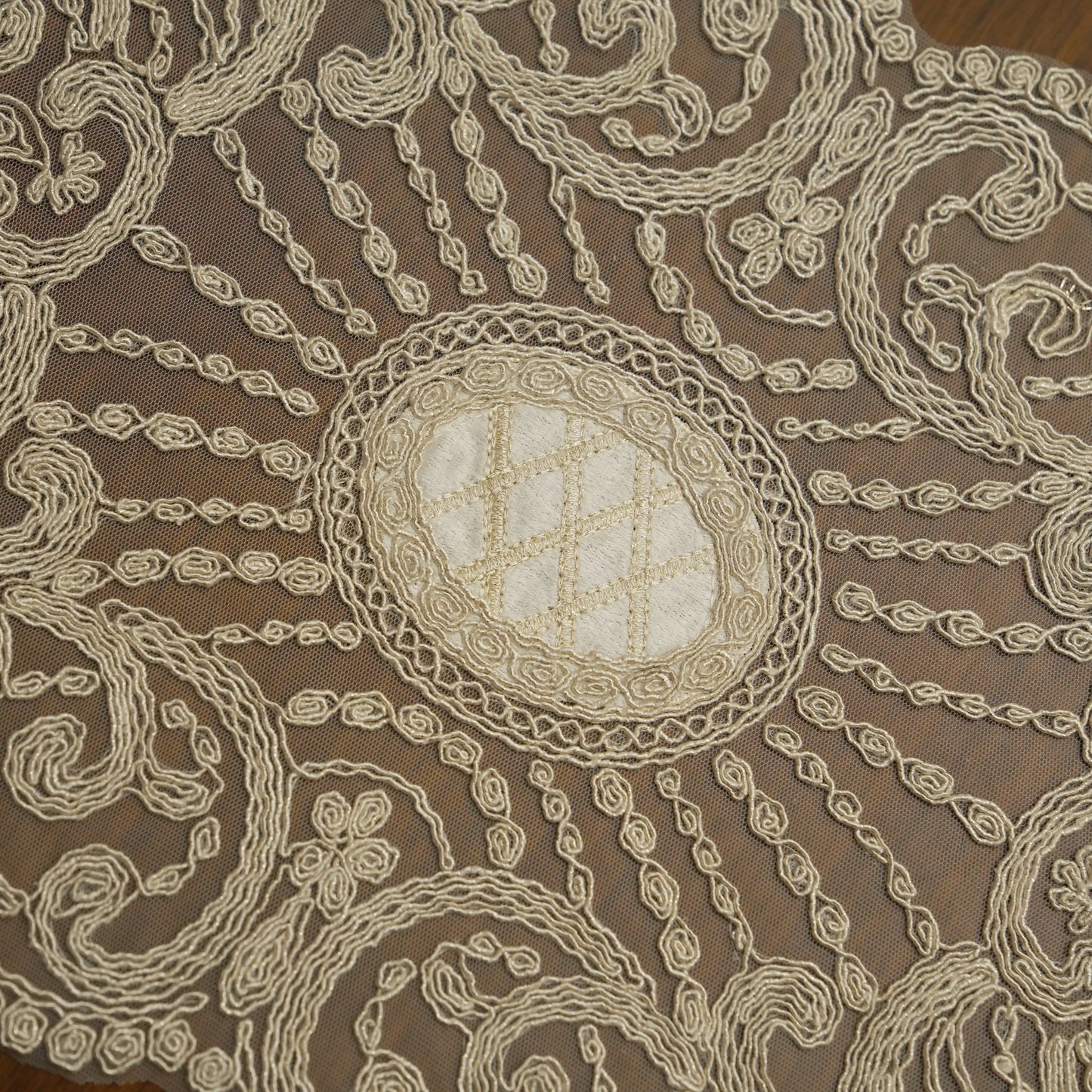 Luxury Embroidered Lace Decorative Table Mat (Set of 2)
