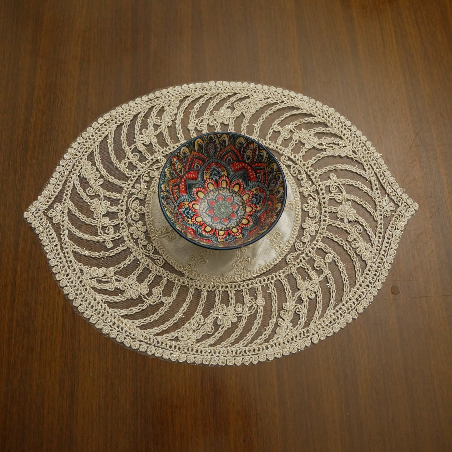 Luxury Oval Embroidered Lace Table Mat (Set of 2)