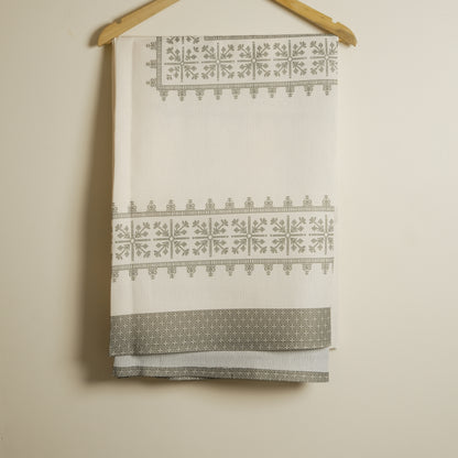 Premium White & Grey Geometric Border Table Cover (6 Seater)