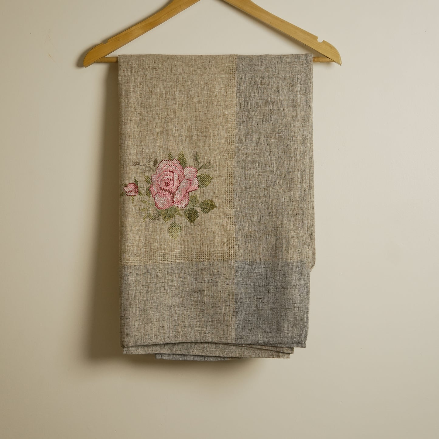 Premium Linen Look Pink Rose Embroidered Table Cover (6 Seater)