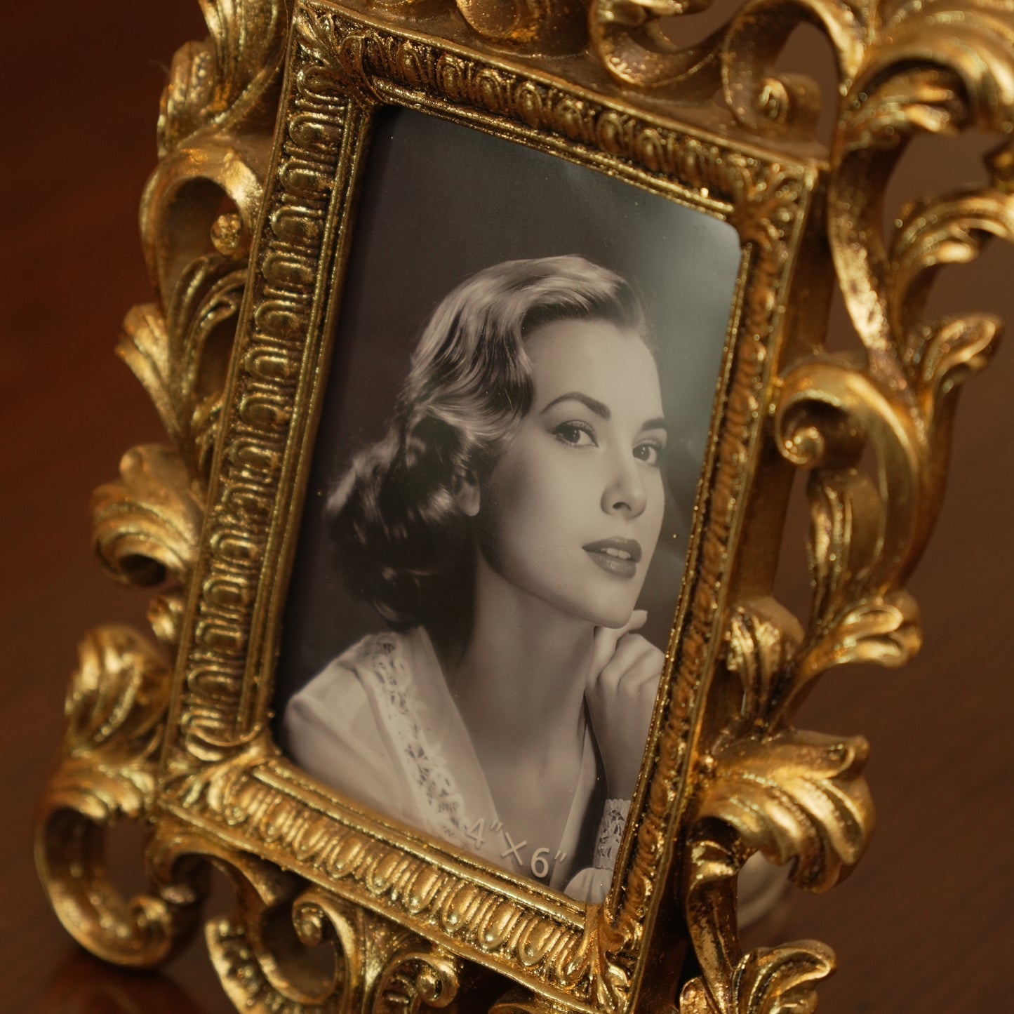 Luxury Antique Gold Decorative Frame with Intricate Carving