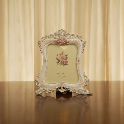 Elegant Vintage White Floral Photo Frame