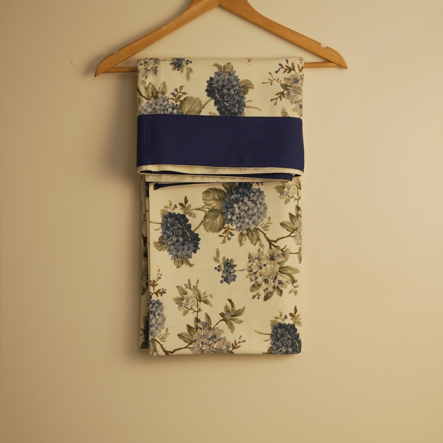 Timeless Floral Dining Table Cover with Royal Blue Finish