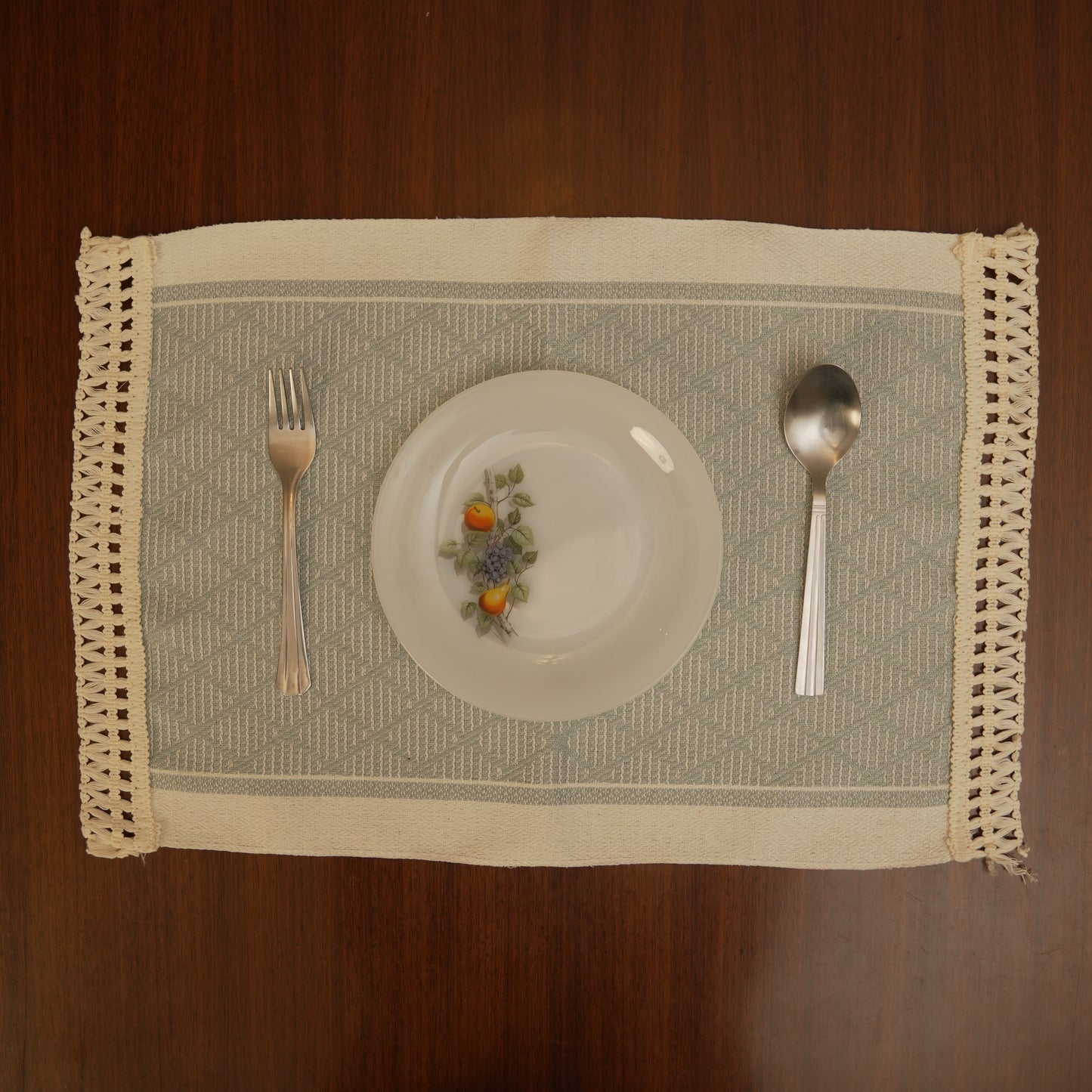 Minimalist Jacquard Dining Table Mat with Decorative Tassels (Set of 2)