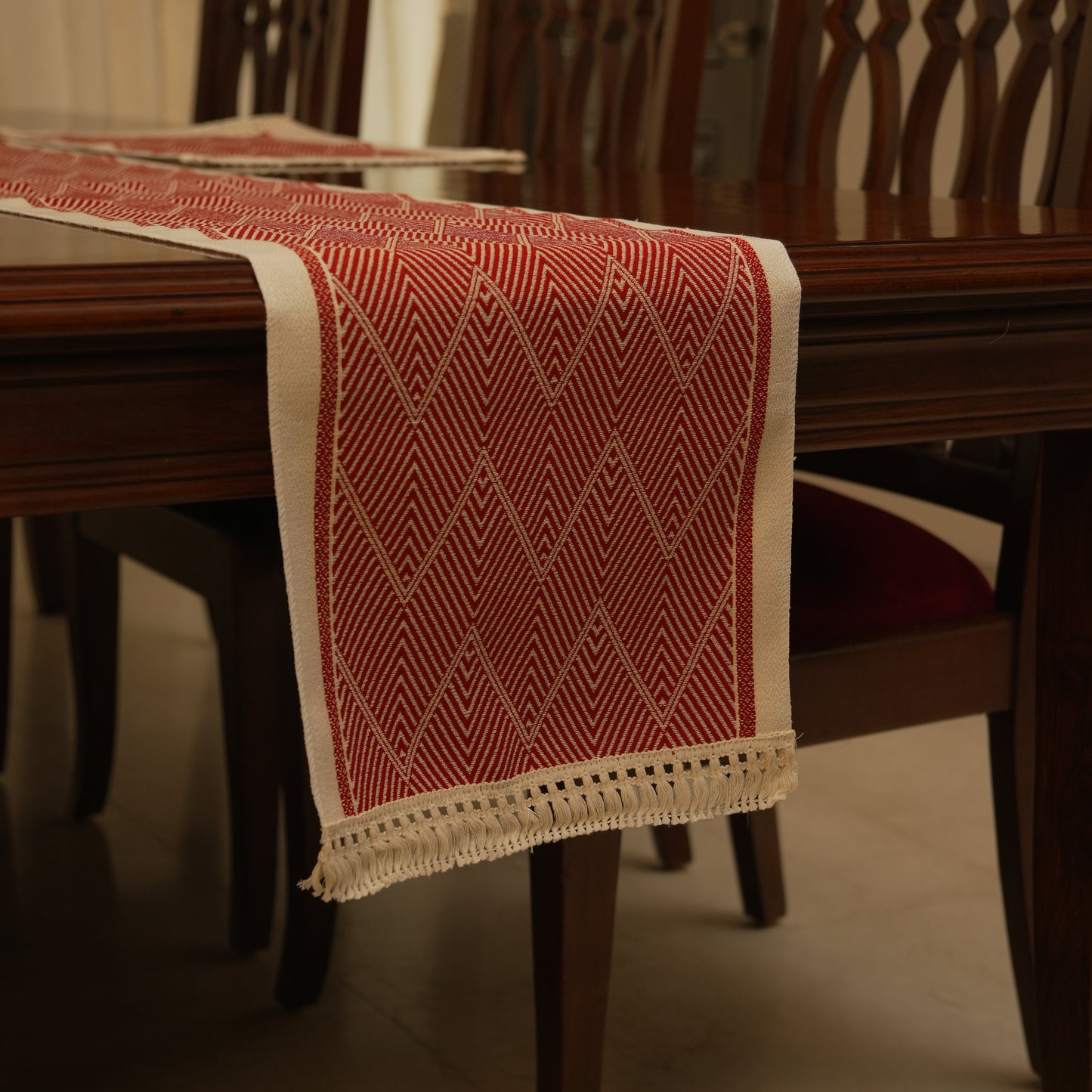 Elegant Woven Diamond Pattern Table Runner with Fringe Detailing (Long)