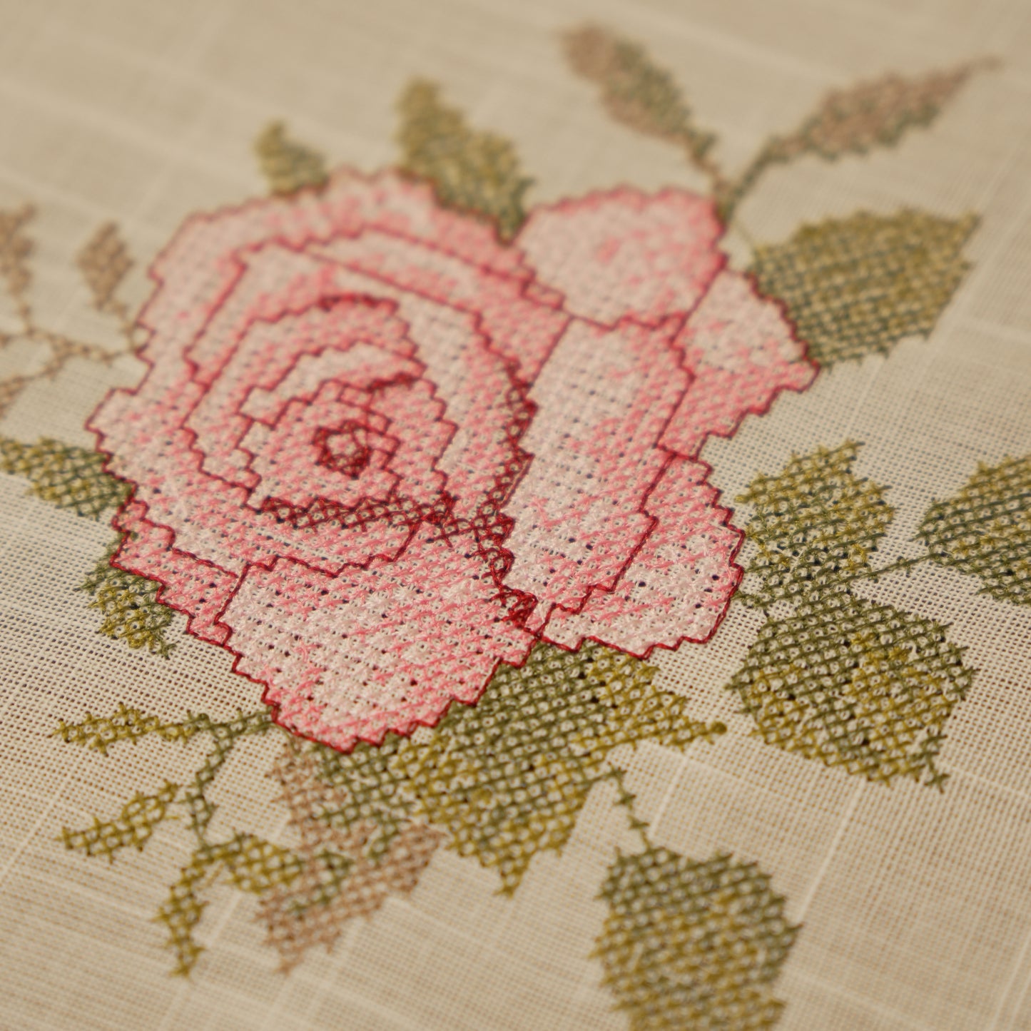 Embroidered Rose Table Runner with Classic Linen Finish