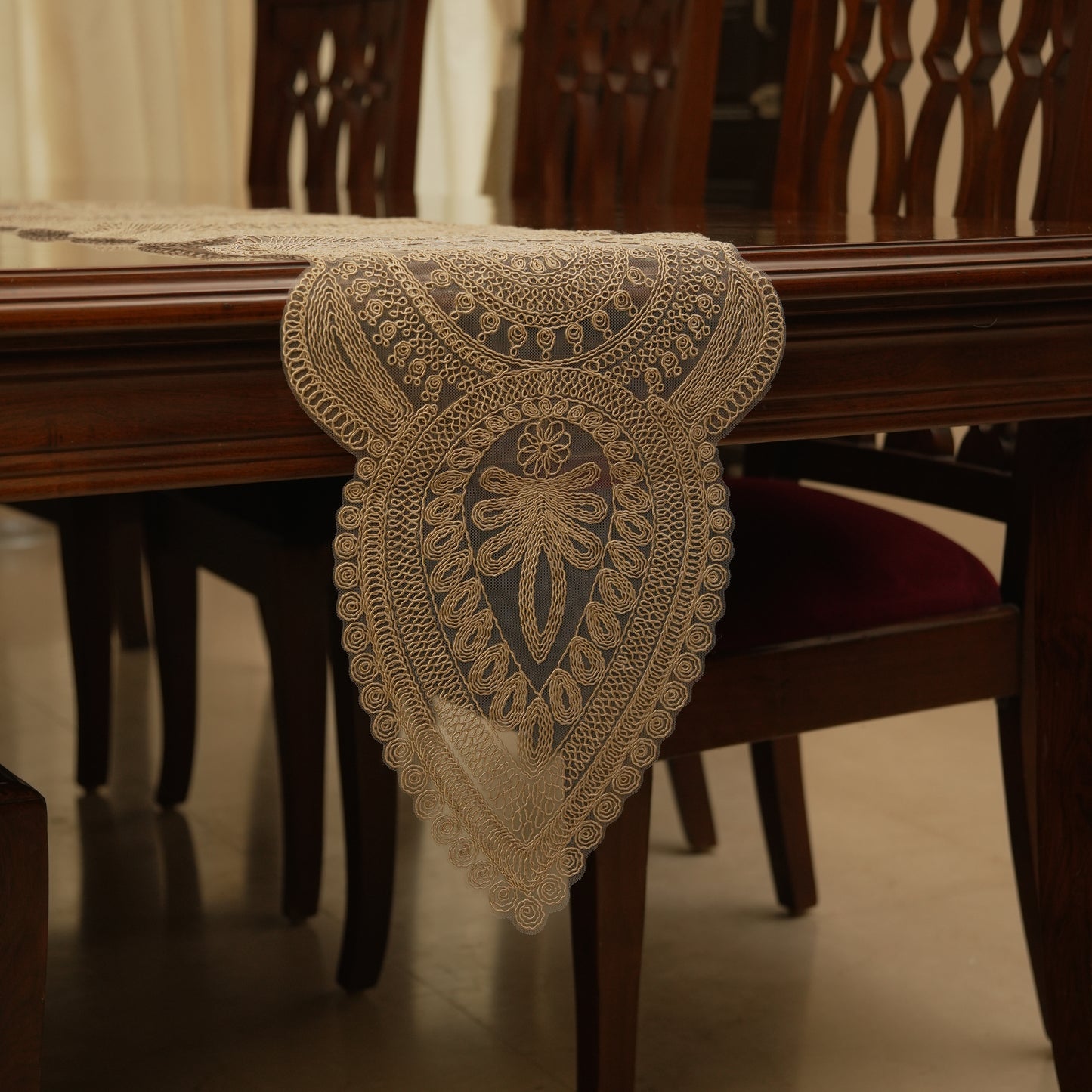 Timeless Medallion Lace Table Runner (Long)