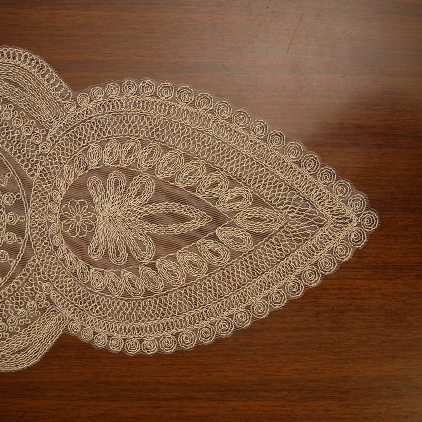 Ornate Geometric Lace Table Runner (Small)