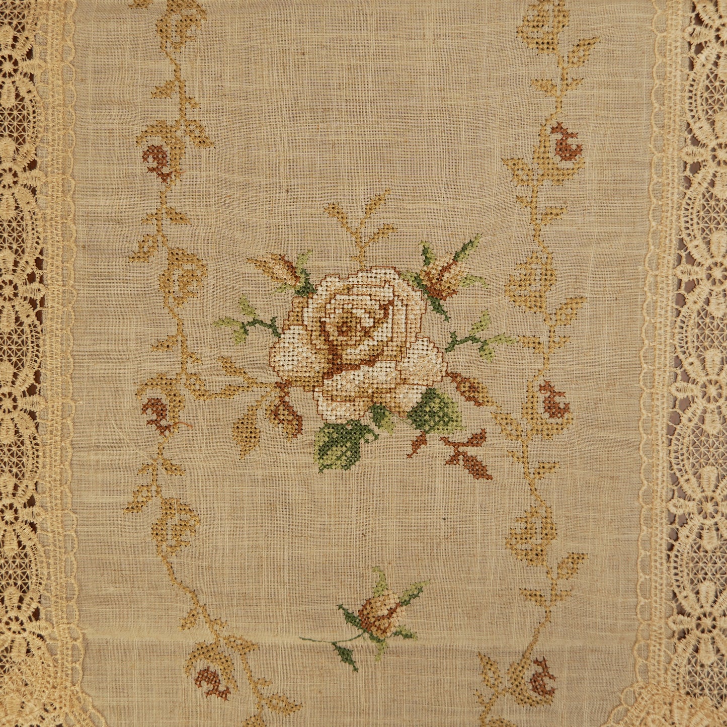 Heritage Lace Embroidered Table Runner with Tassel (Long)
