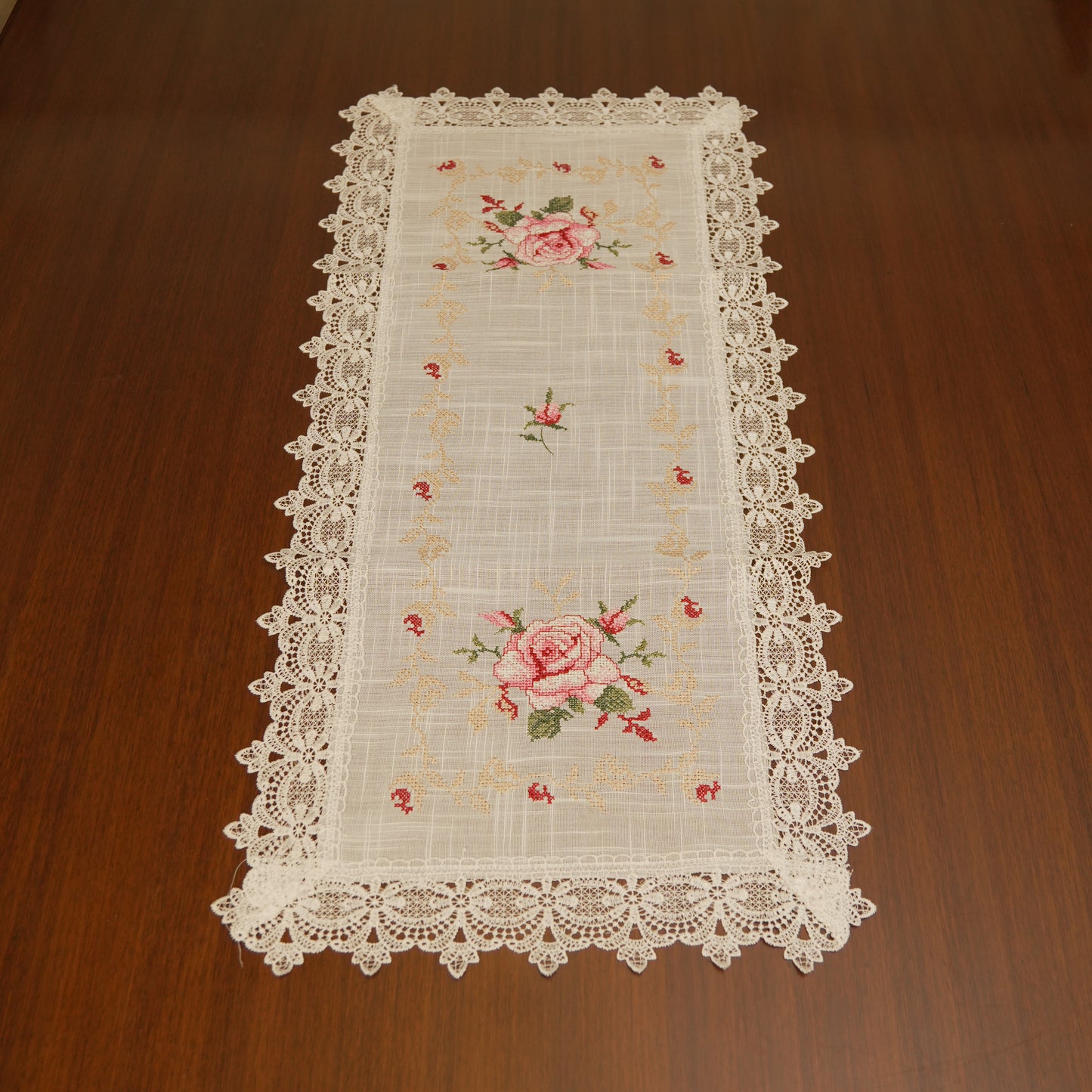 Vintage Rose Embroidered Lace Table Runner (Small)