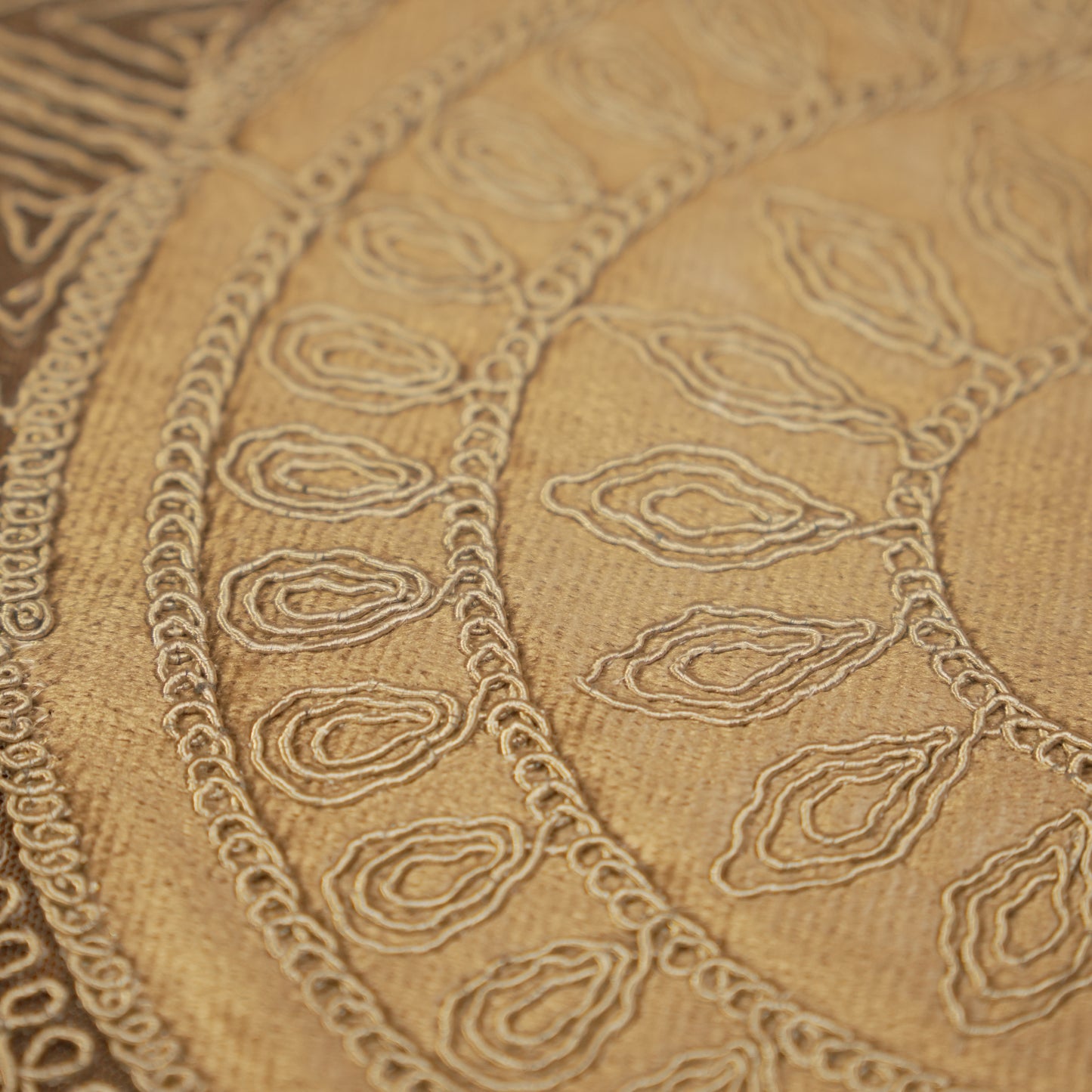 Elegant Round Lace Table Mats (Set of 2)