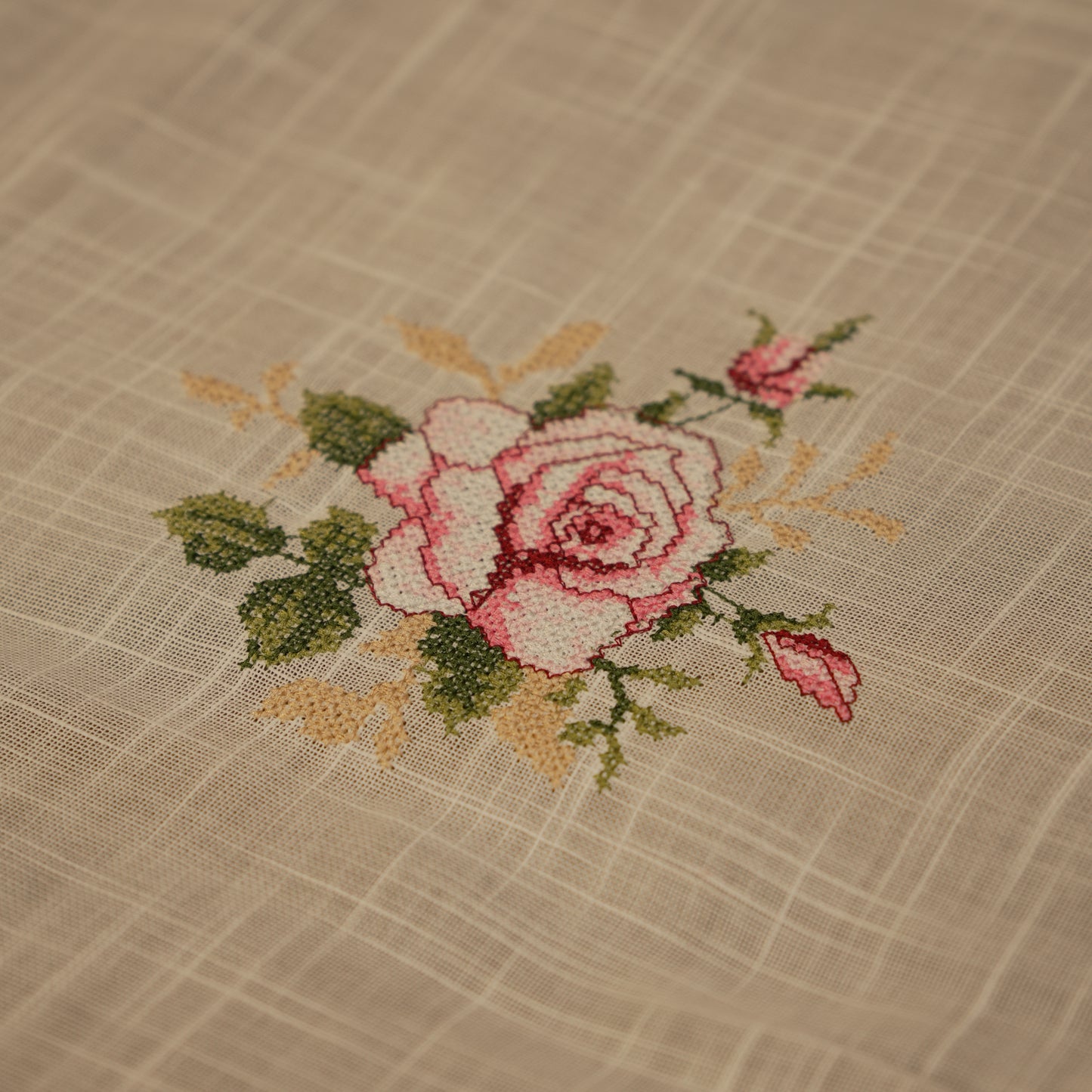 Premium Floral Embroidered Table Cloth with Lace – Elegant Ivory Dining Linen