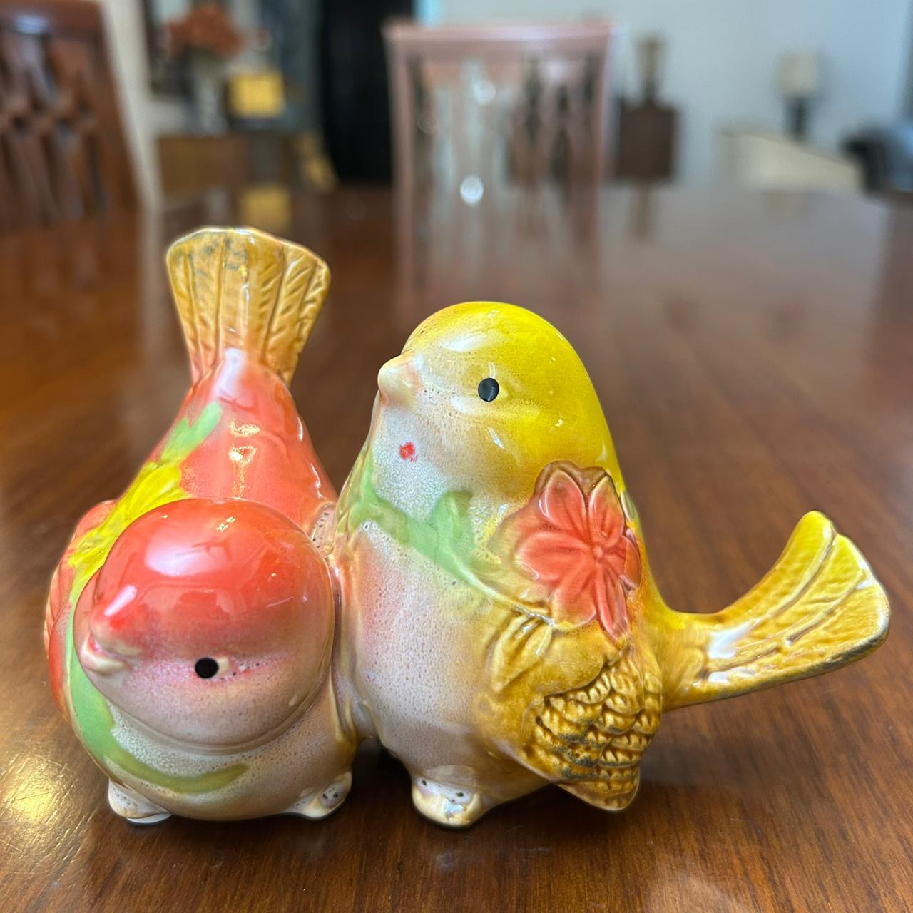 The Chirpy Duo – Ceramic Bird Couple Showpiece Set