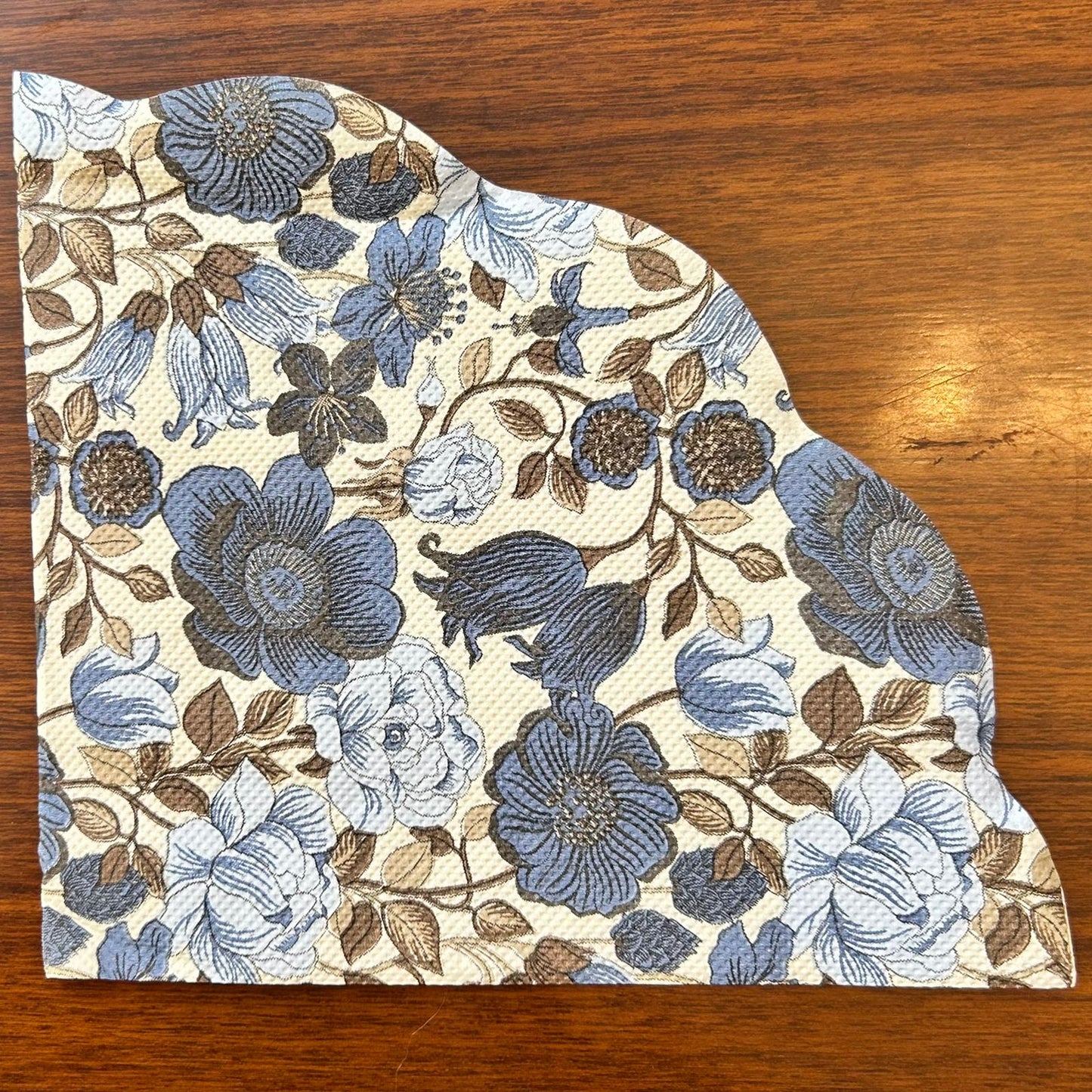 PAPER NAPKINS Premium Floral Scallop-Edge |Any Set of 5